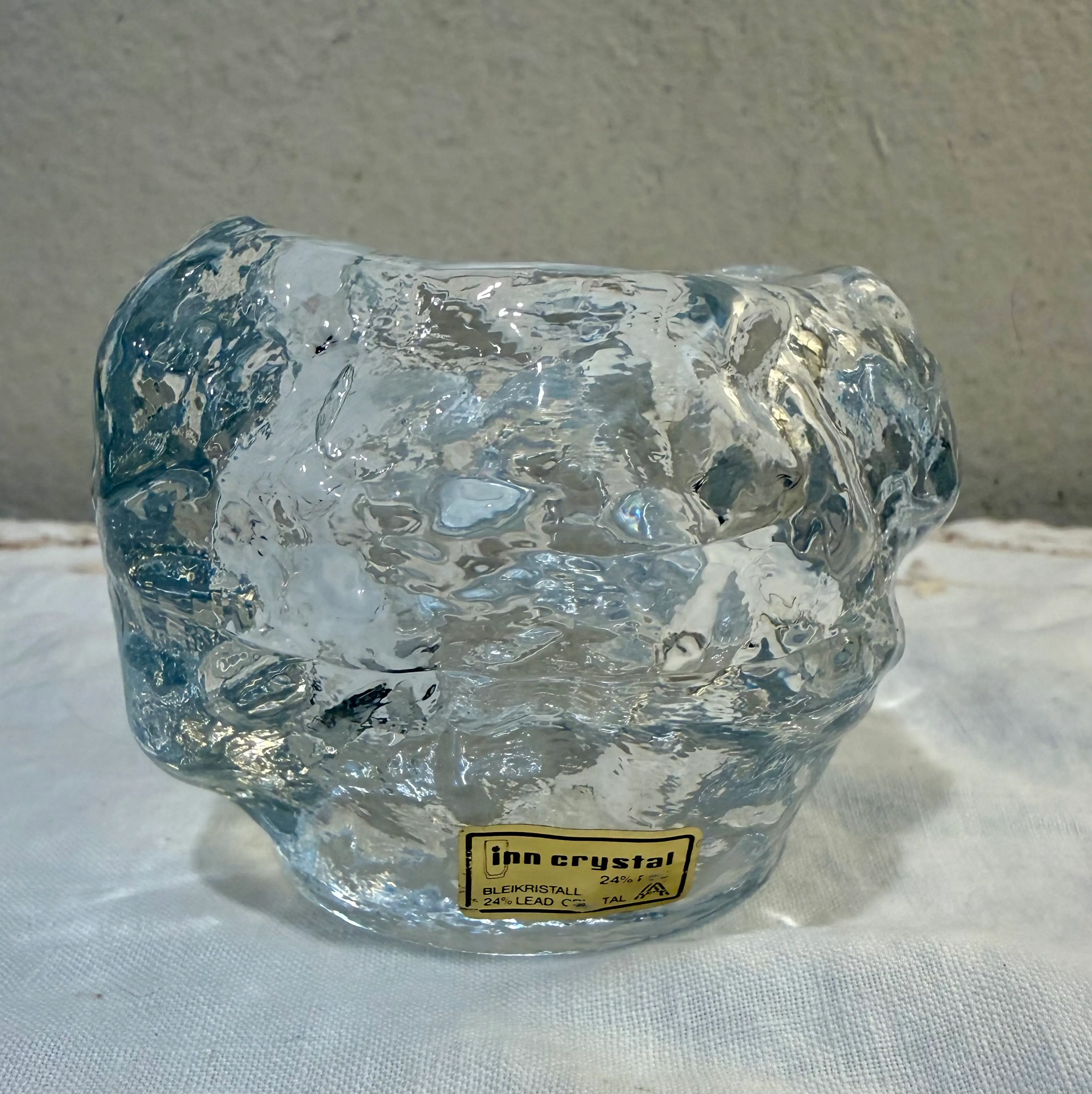 Image 2 of 8