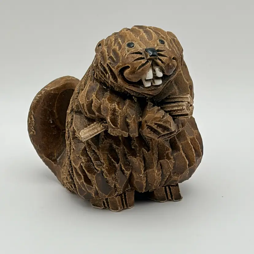 Vintage Artesania Rinconada Beaver Figurine Hand Carved Clay/Ceramic, Made in Uruguay