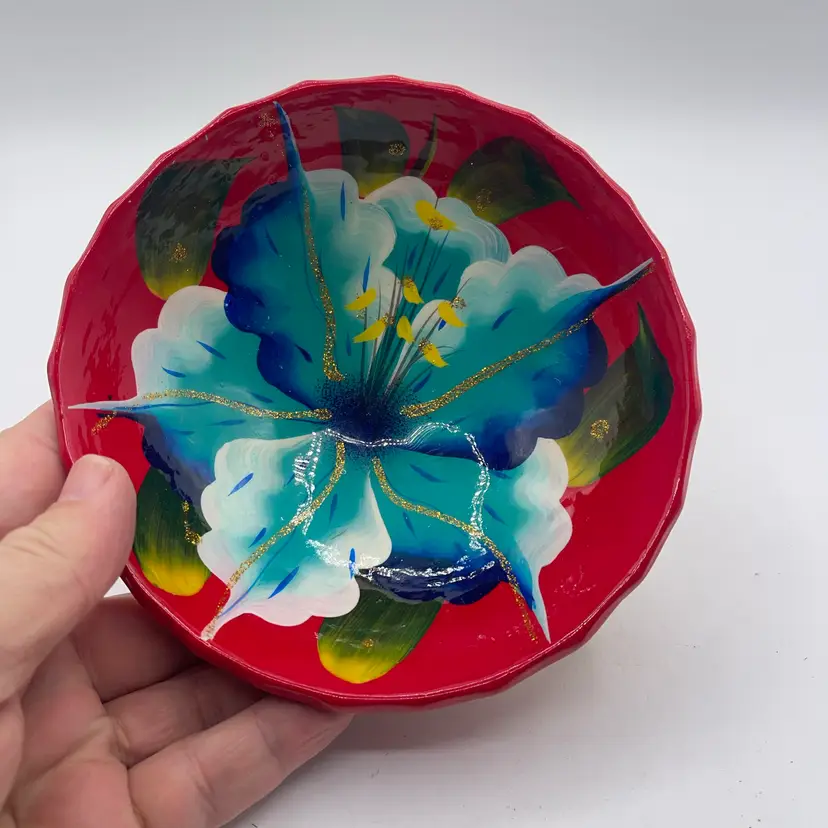 Mexican Hand Painted Folk Art Pottery Three Footed Trinket Bowl 4.5” Flowers