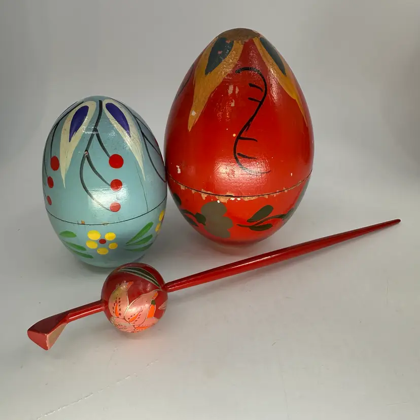 Red Tama Kanzashi With Golden Flower + Leaf Design Hair Stick + 2 Nesting Eggs