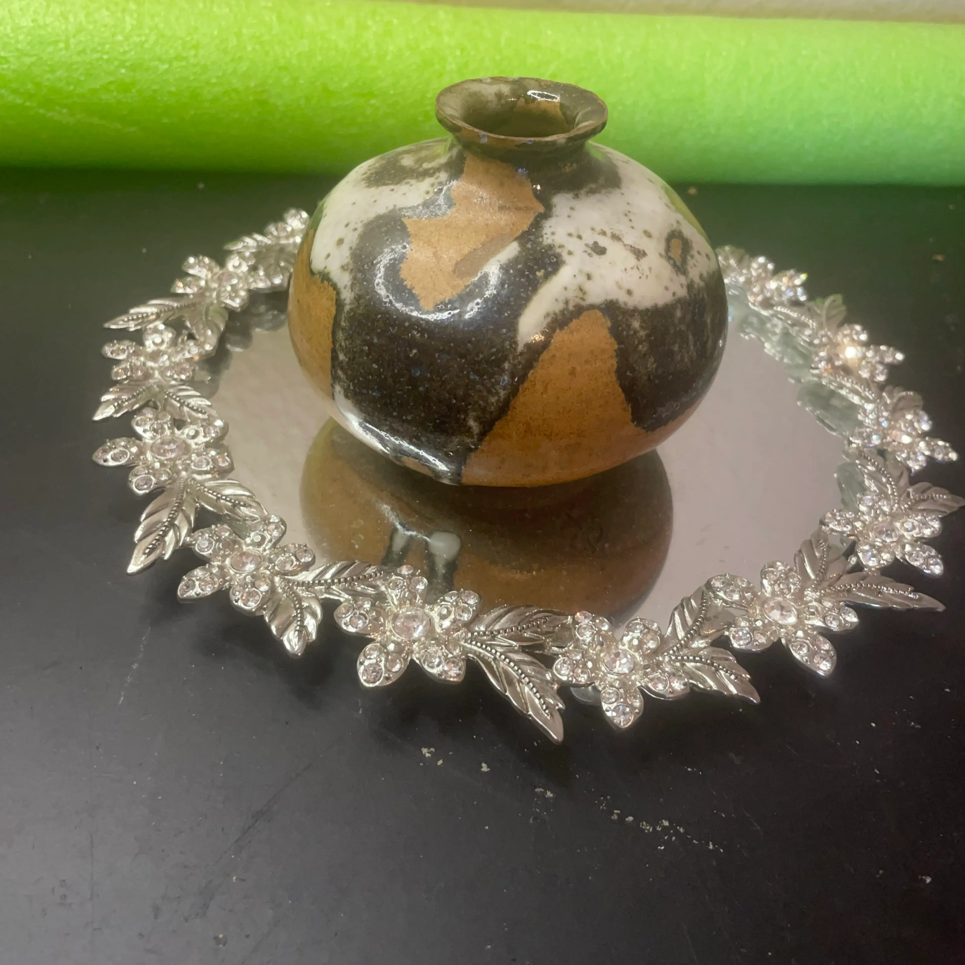 Image 1 of 6