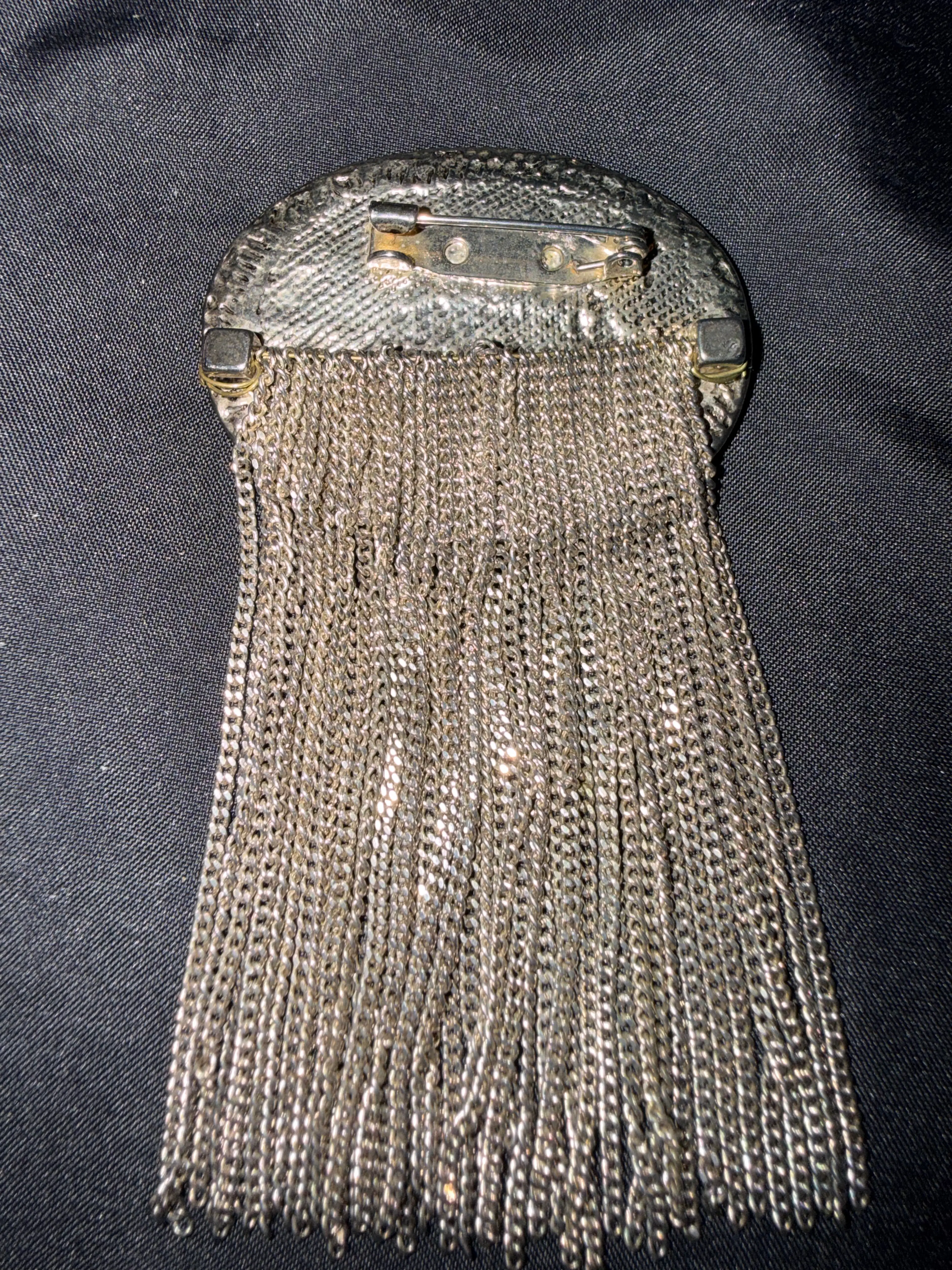 Image 4 of 7