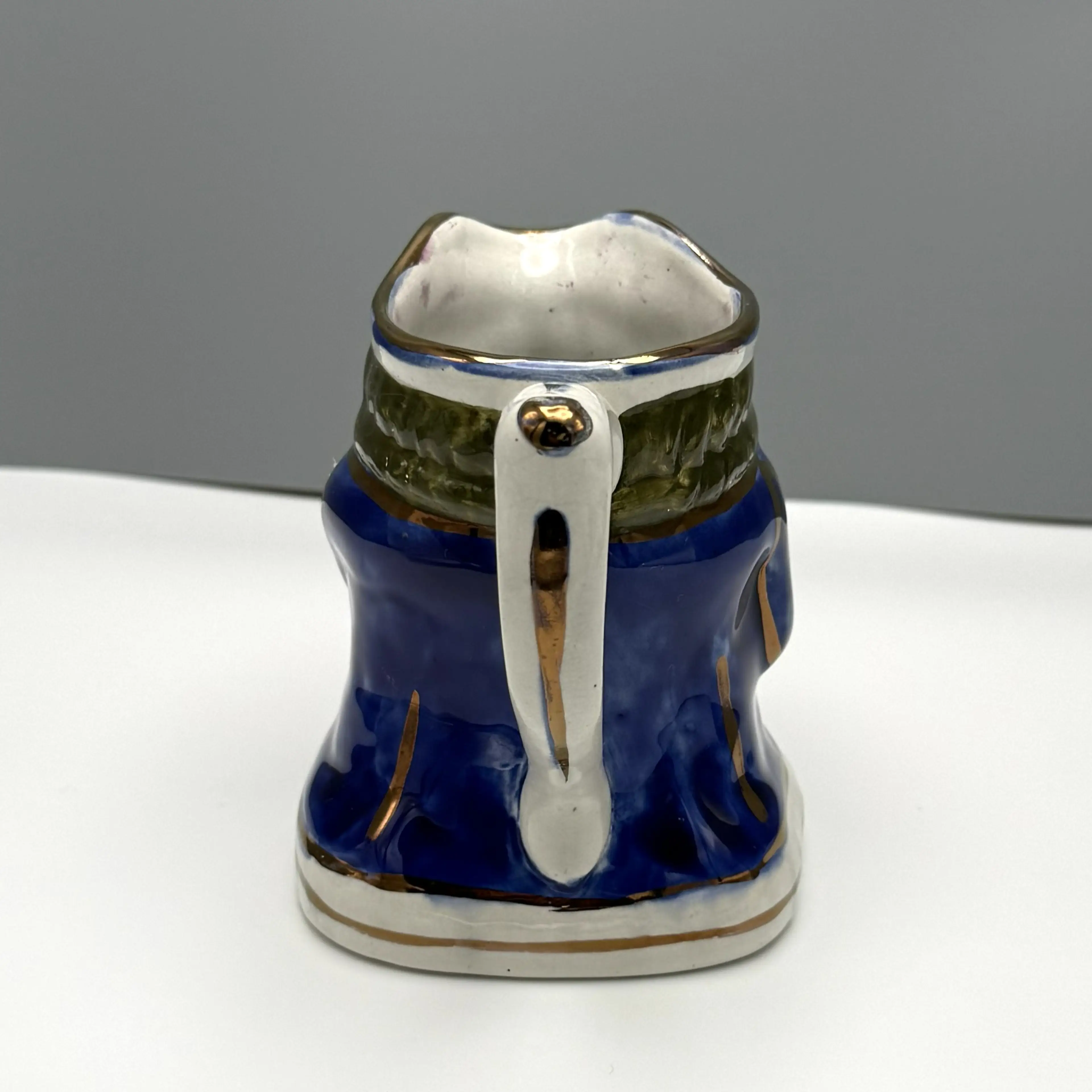 Image 3 of 9