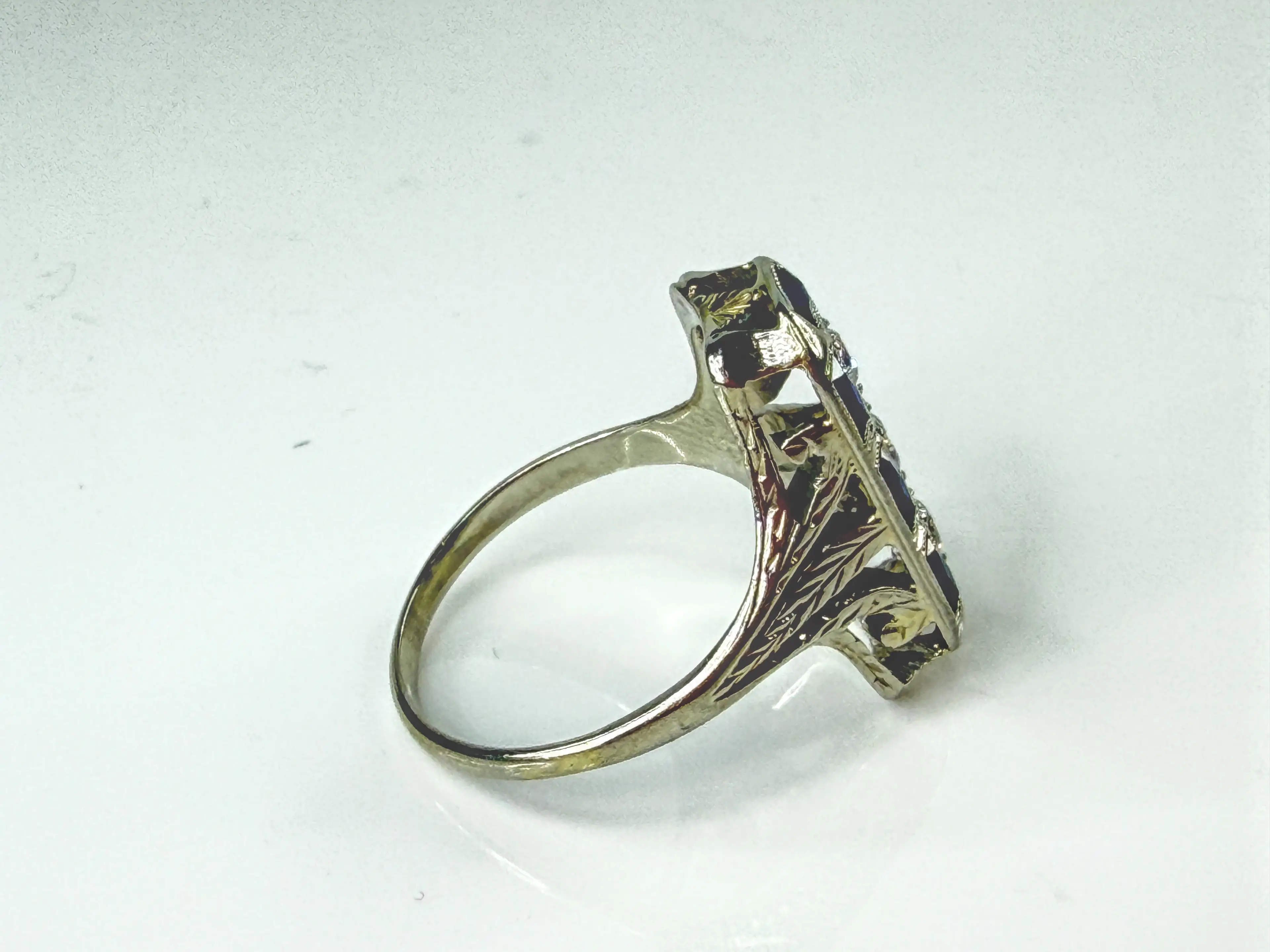 Image 4 of 5