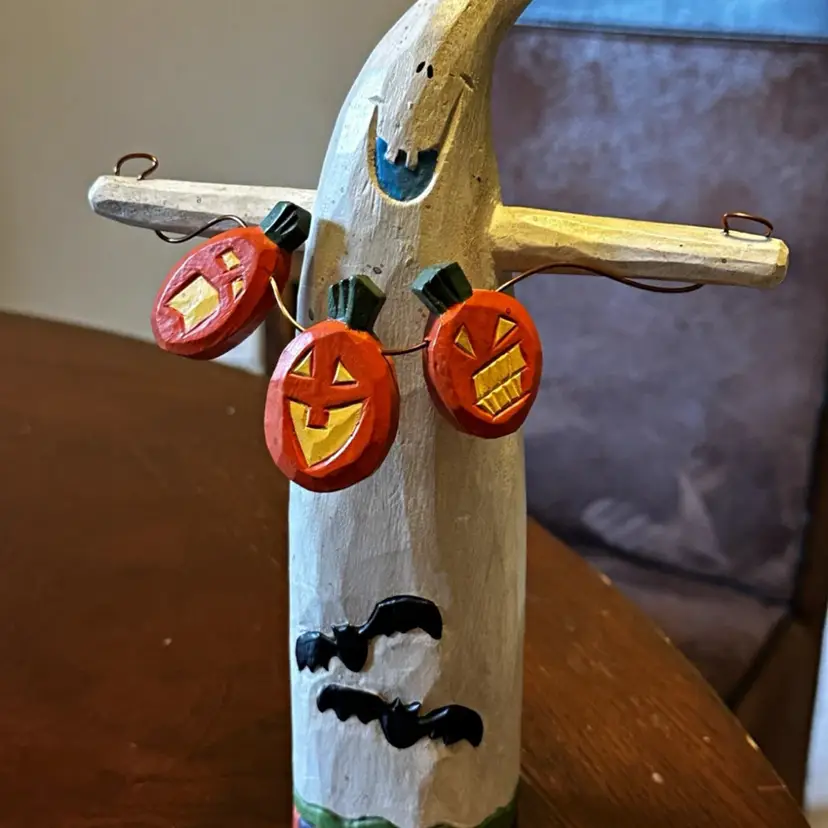 Hand Painted Carved Wooden Halloween Ghost Figurine Pumpkin Garland 10"