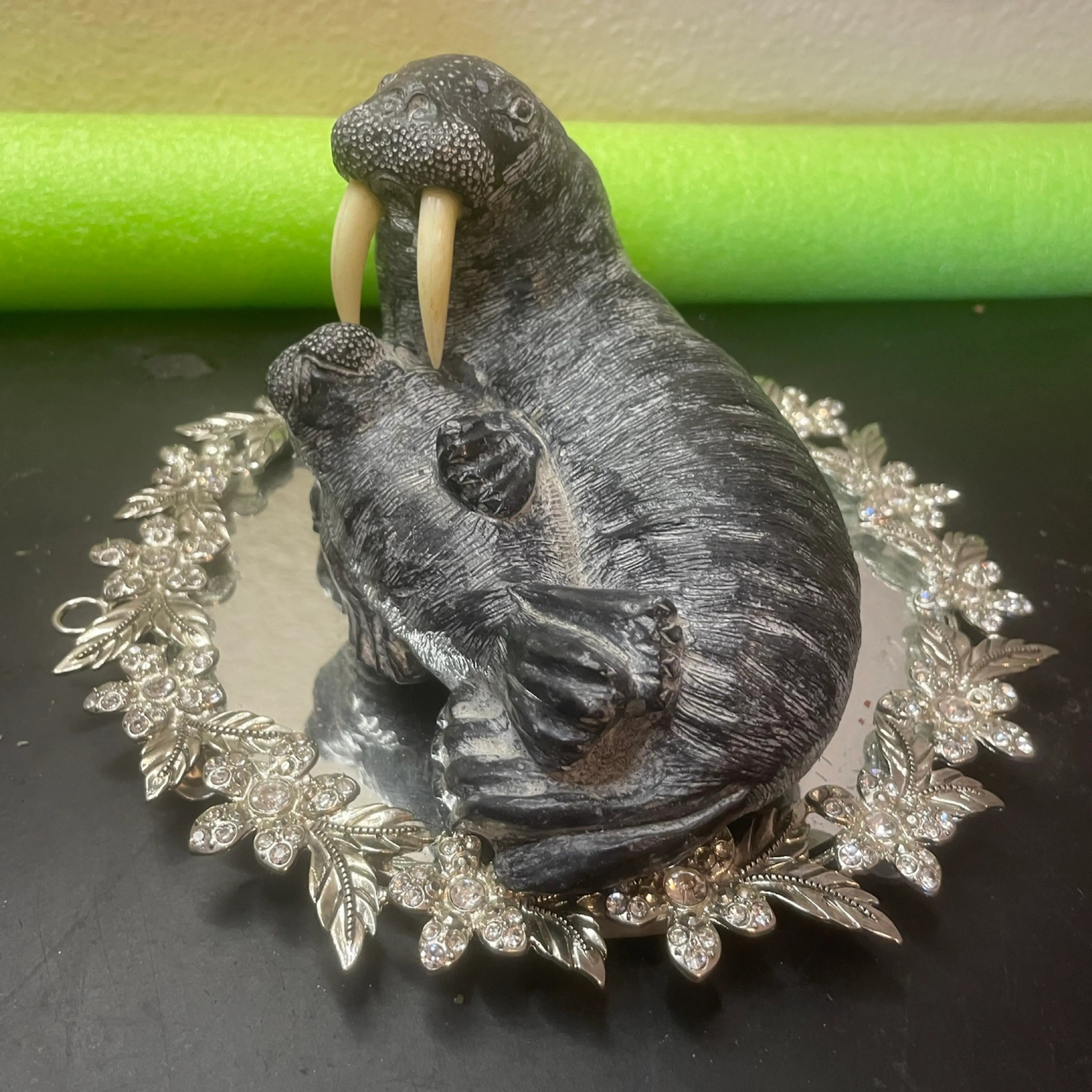 Image 4 of 8
