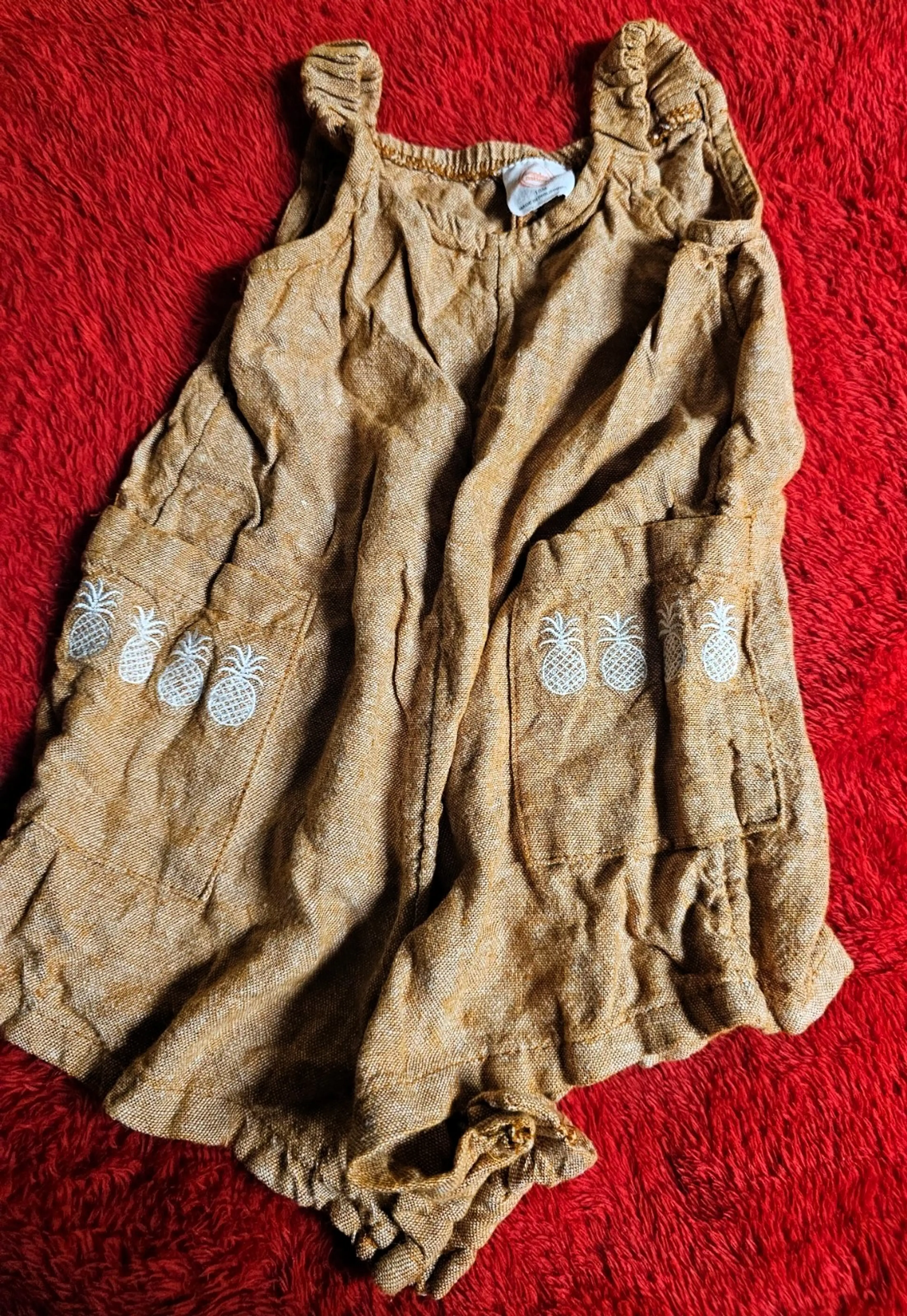 Image 2 of 6