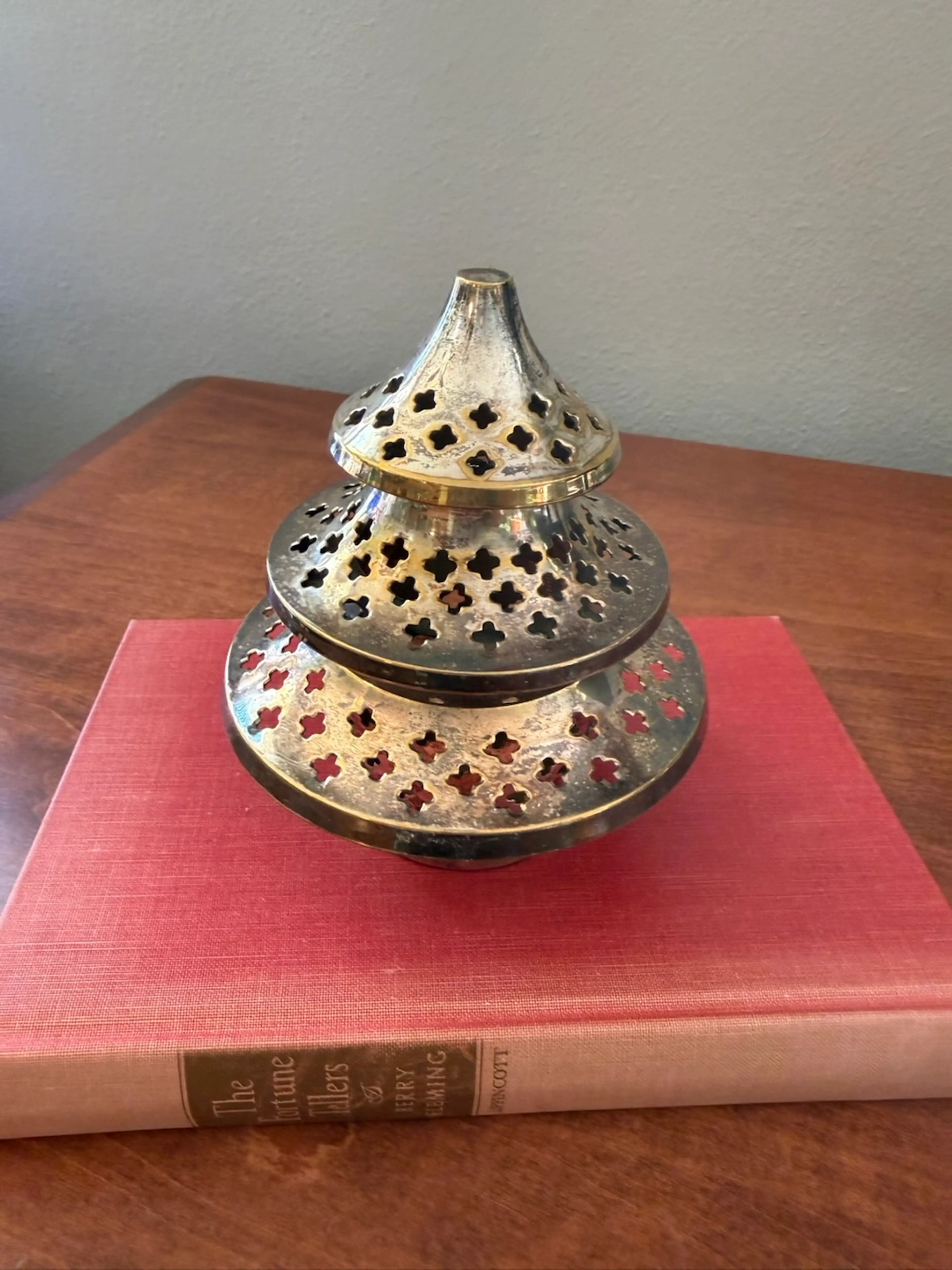 Image 1 of 4