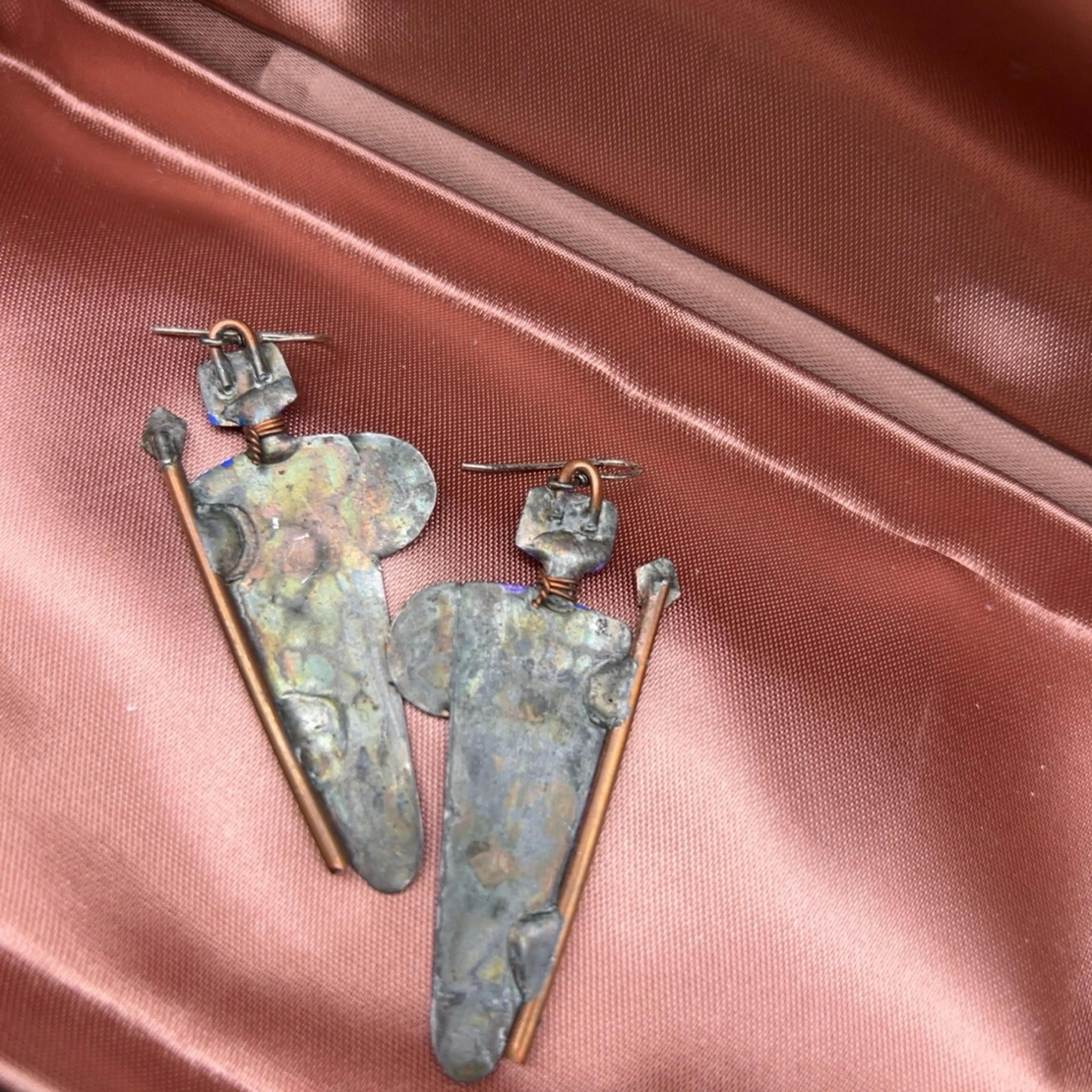 Image 2 of 2