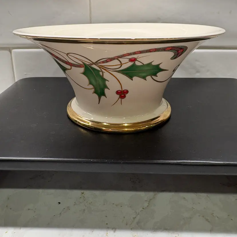 Lenox Holiday Nouveau Gold Bon Bon Bowl Footed Pedestal Candy Dish Christmas