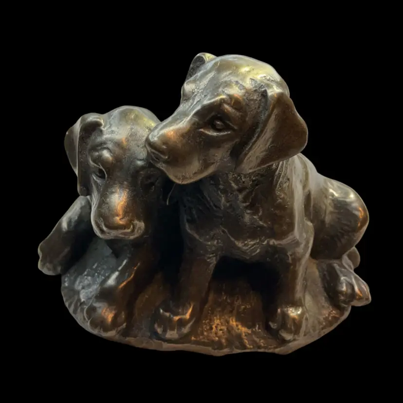Labrador Sculptured Resin Bronze Effect Figurine/Paperweight