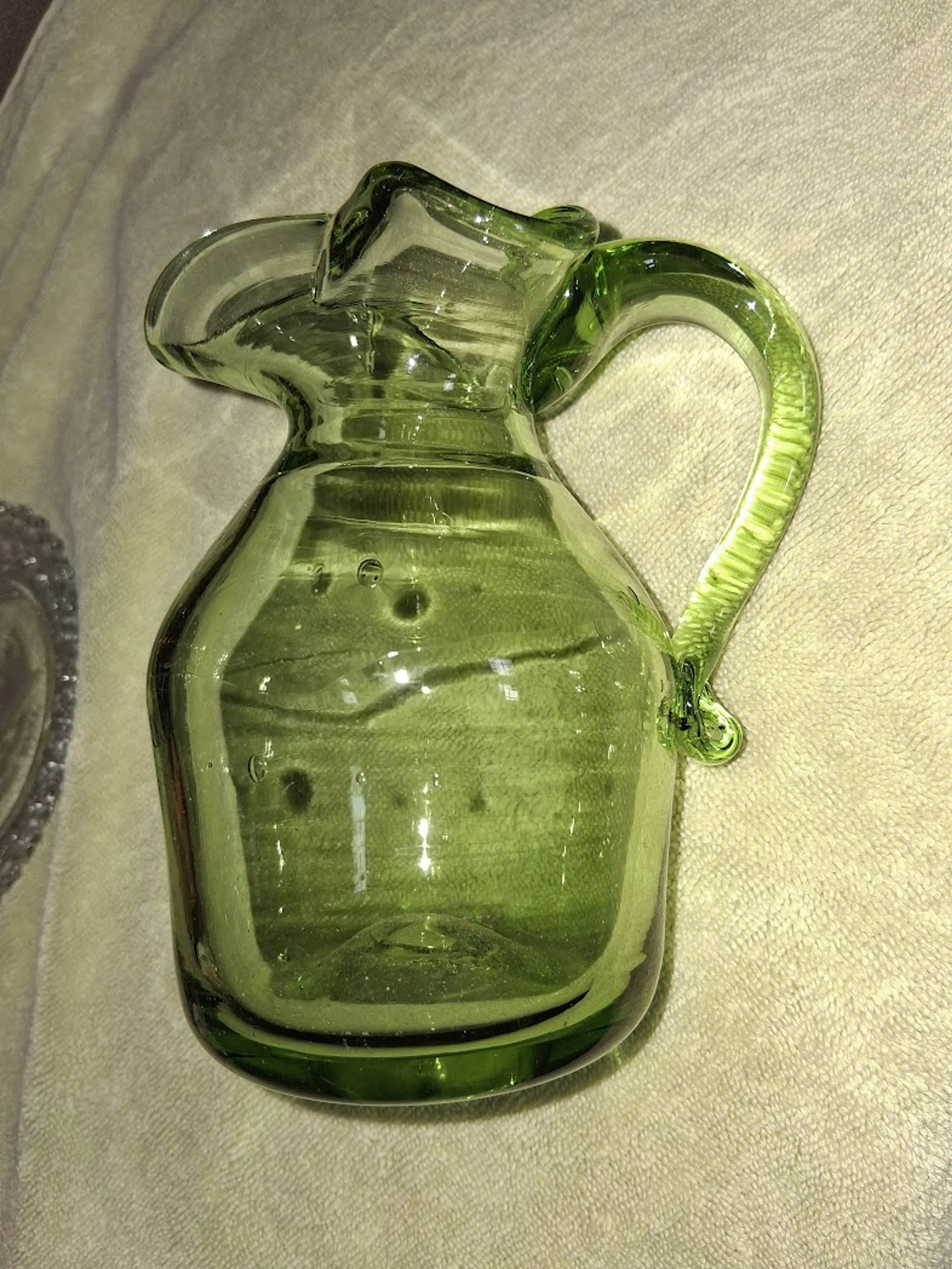 Image 2 of 4
