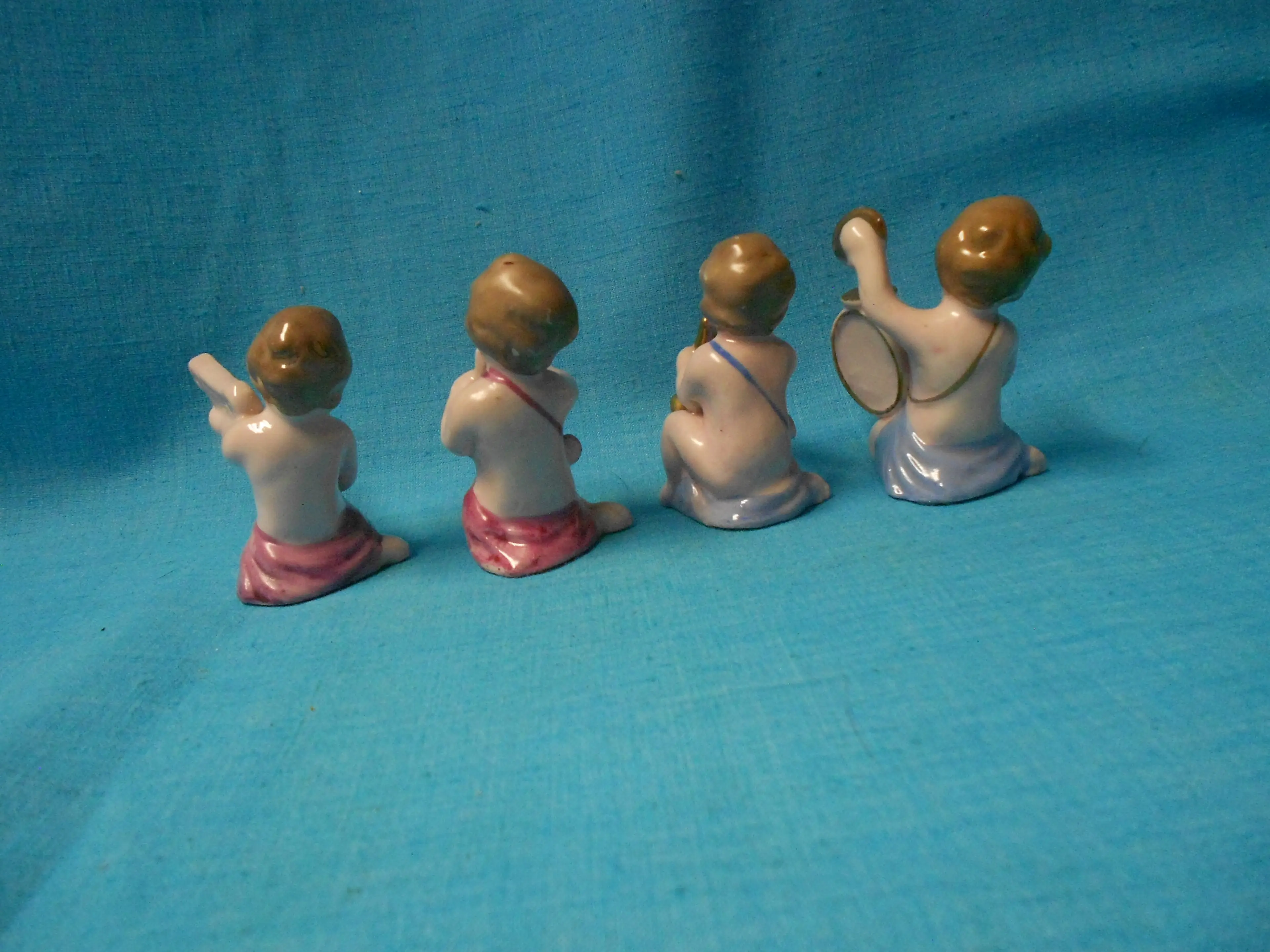 Image 3 of 9