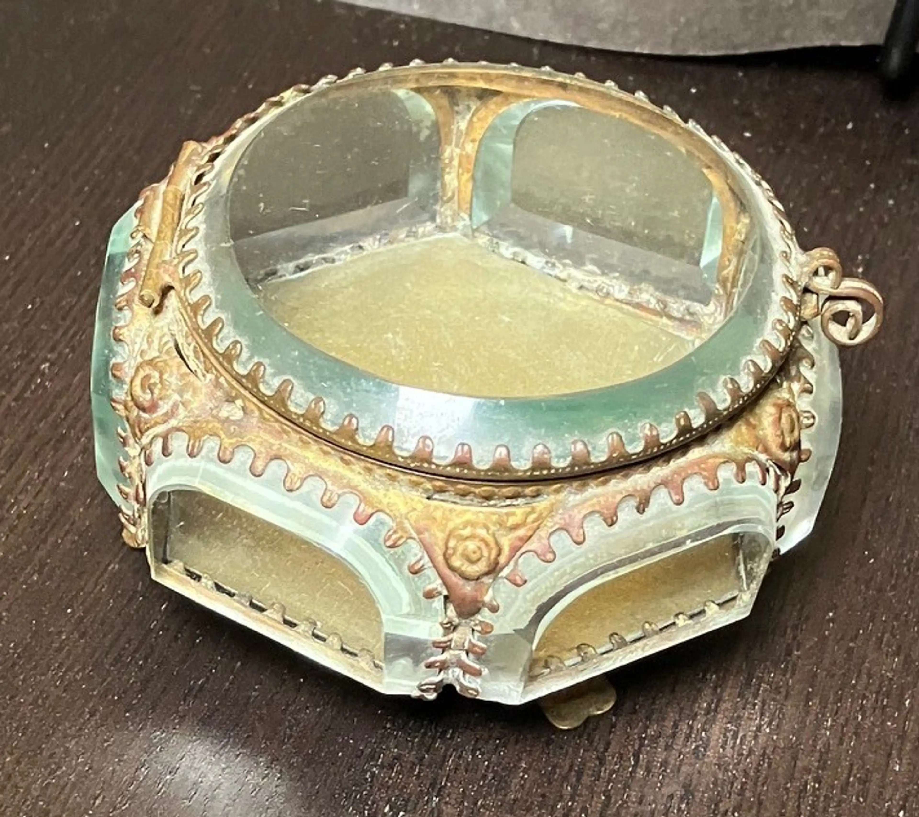 Image 3 of 11