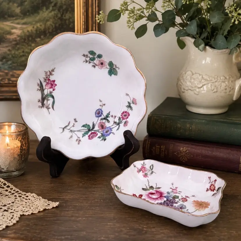 Wedgwood & Royal Crown Derby Vanity Pair