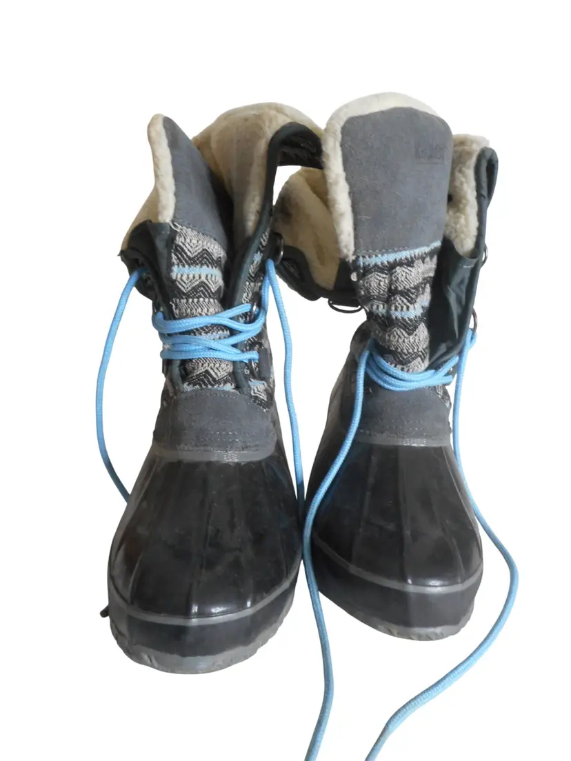 Khombu Mara Insulated Lace Up Snow Boots Gray/Black/Blue Women’s Size 9