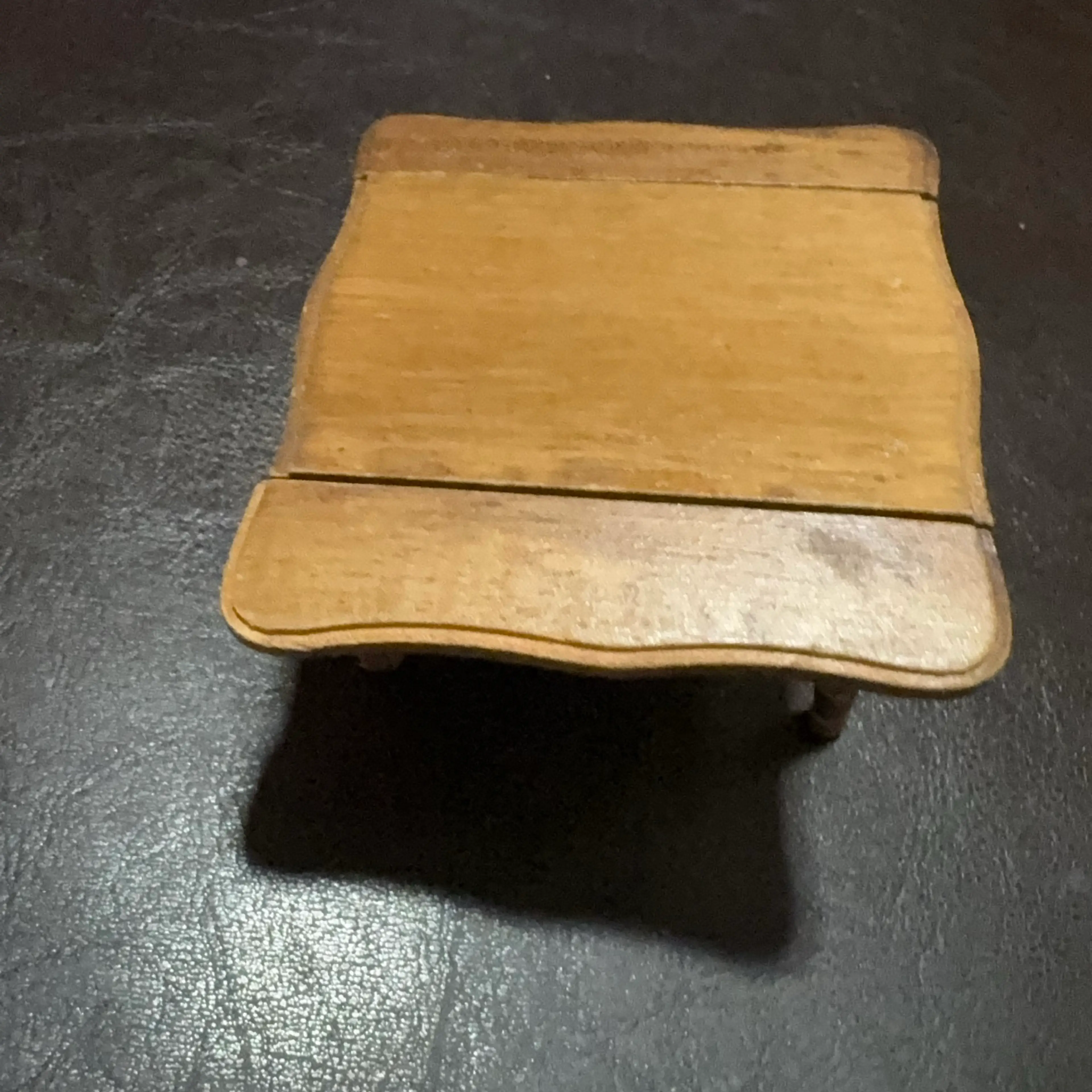Image 3 of 3