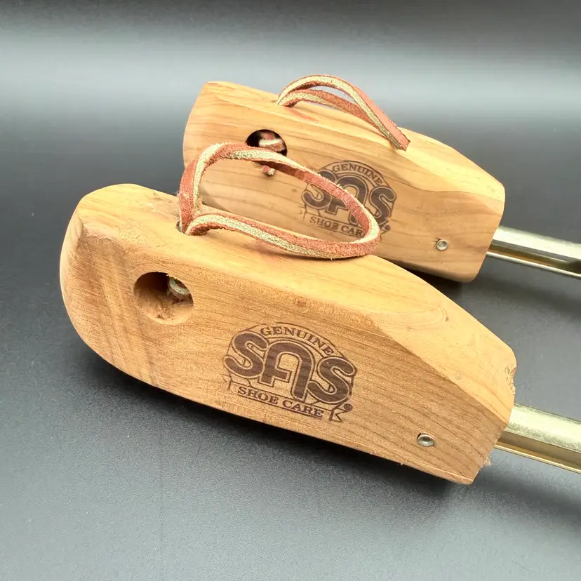 SAS Shoe Care Adjustable Cedar Wood Shoe Trees Stretchers – Pair