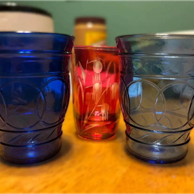 Little Lot Of Glasses- 2 “Ring O Rings” And 1 Czech Cut To Clear