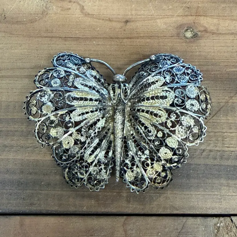 Art nouveau 800 Silver Filigree Brooch