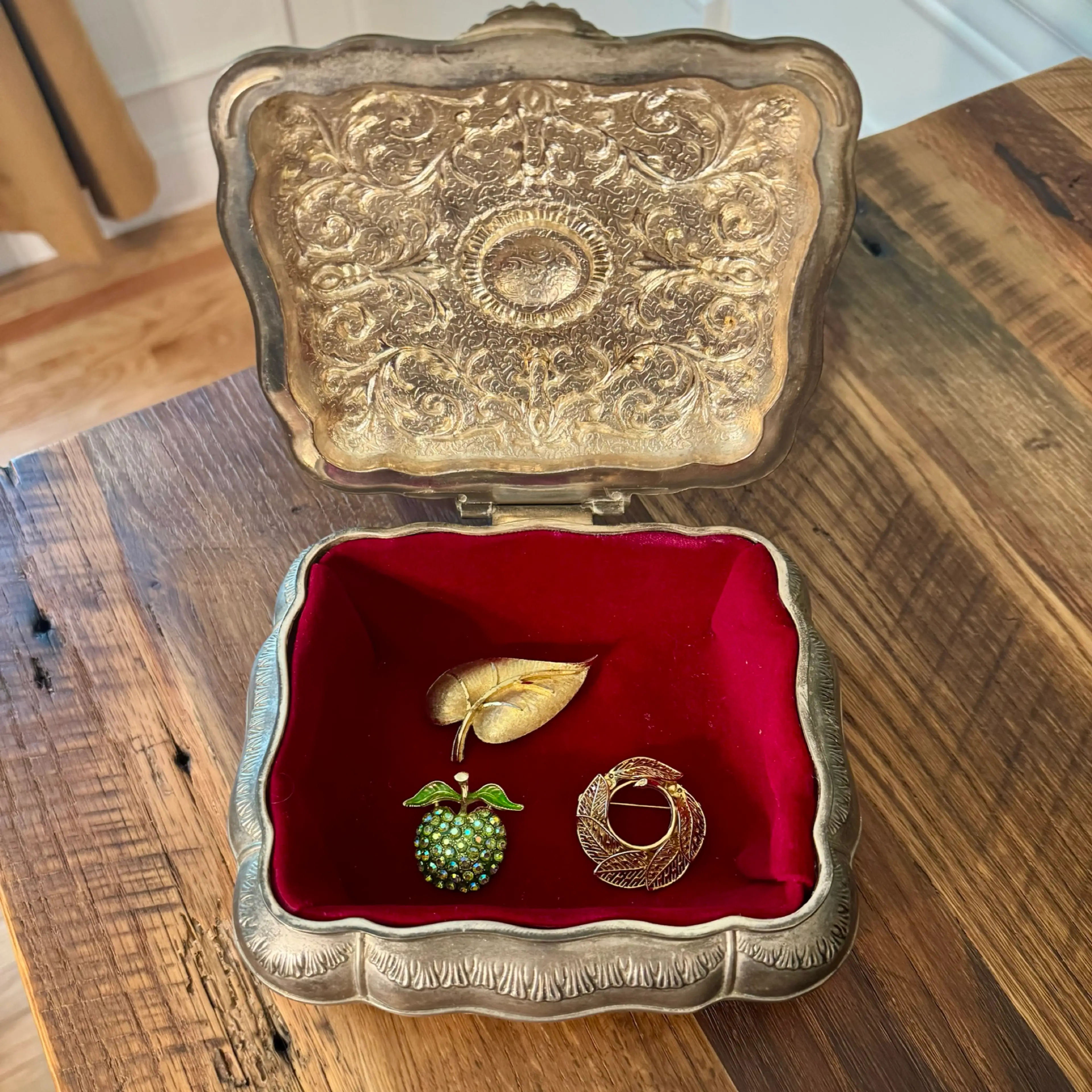 Image 1 of 8