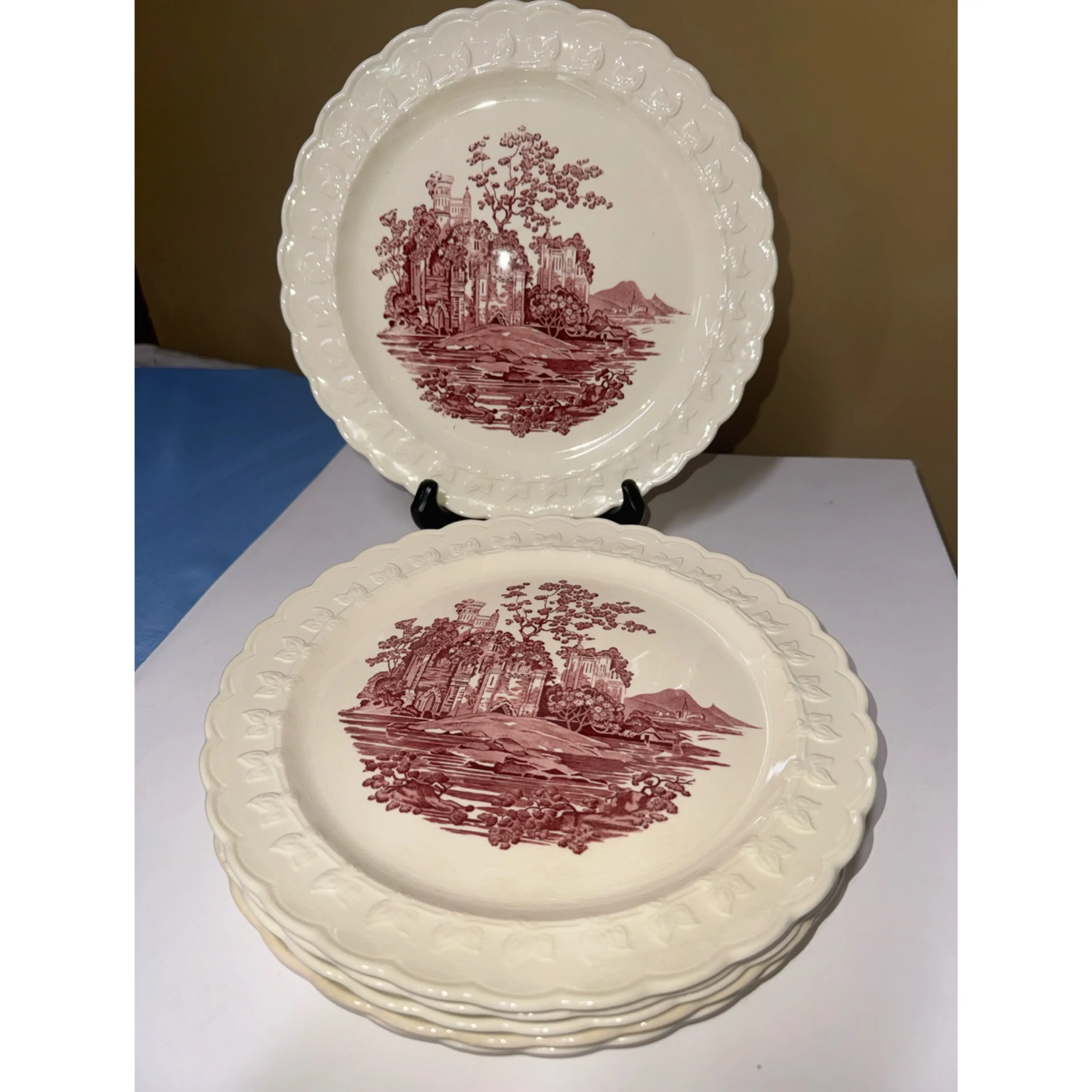 Image 1 of 8