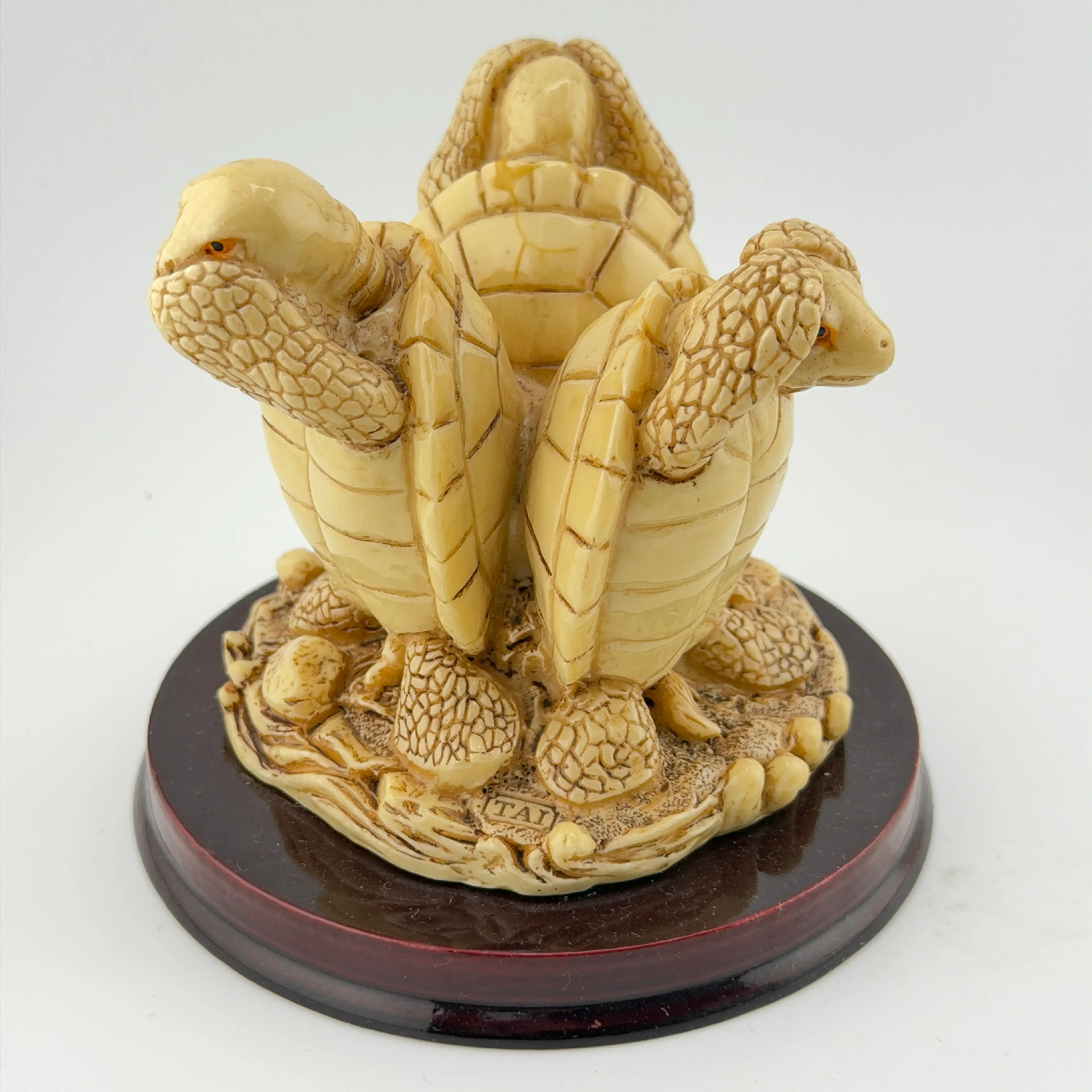 Image 4 of 10