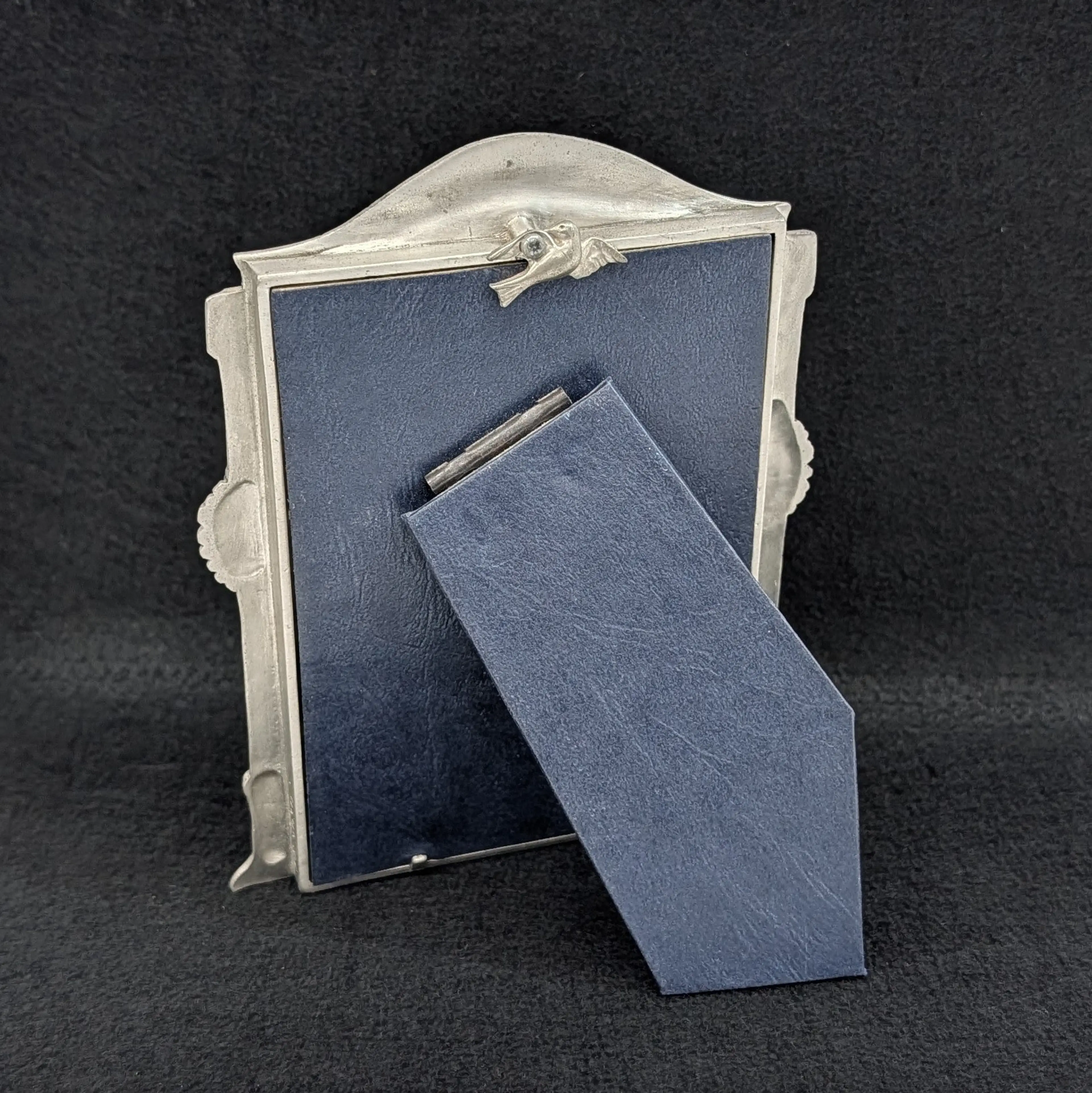 Image 2 of 6