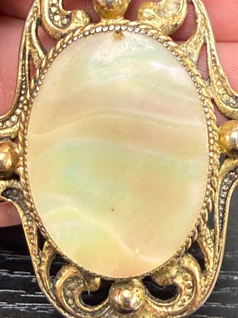 Vintage 1950s Distinctive Edwardian Style Pendant