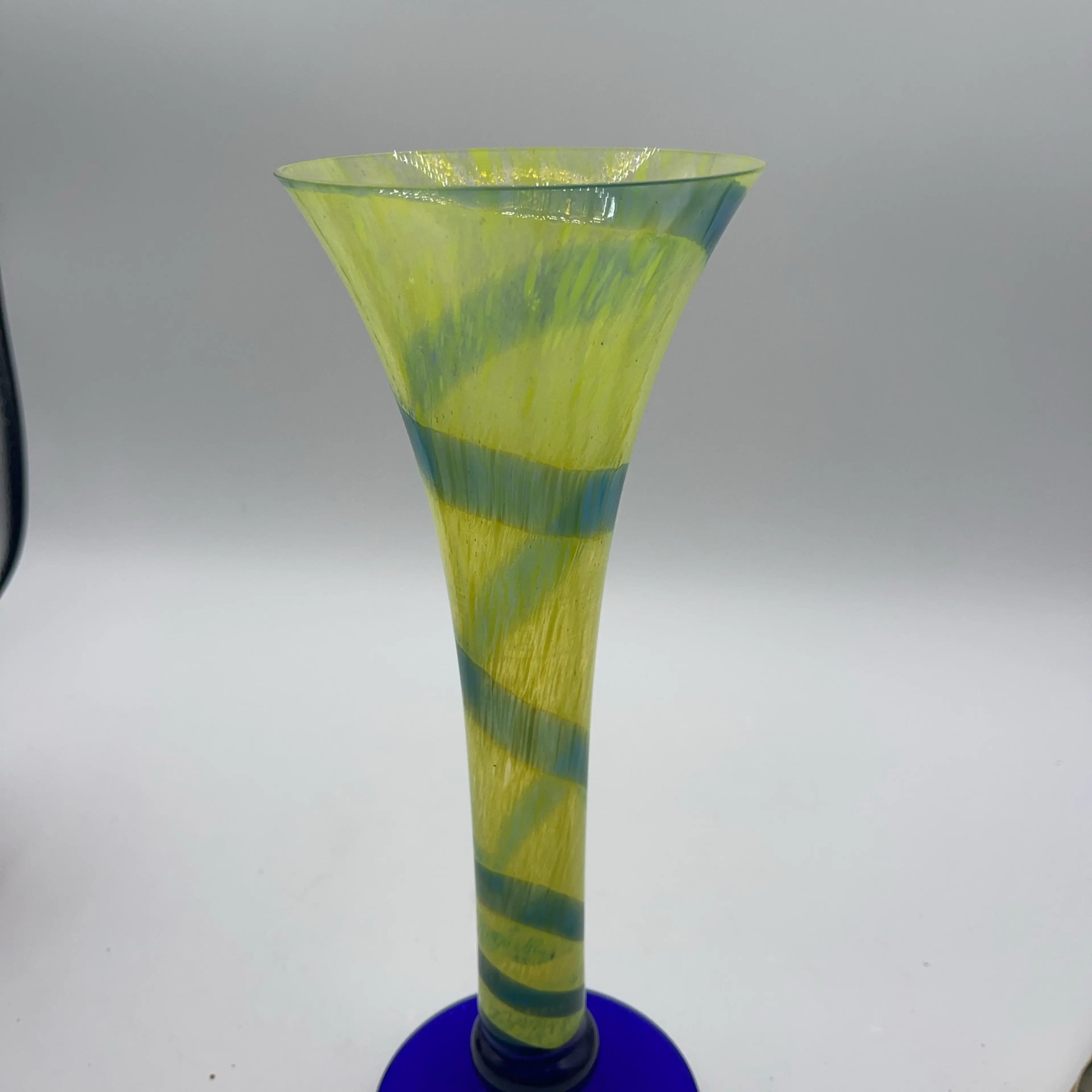 Image 4 of 6