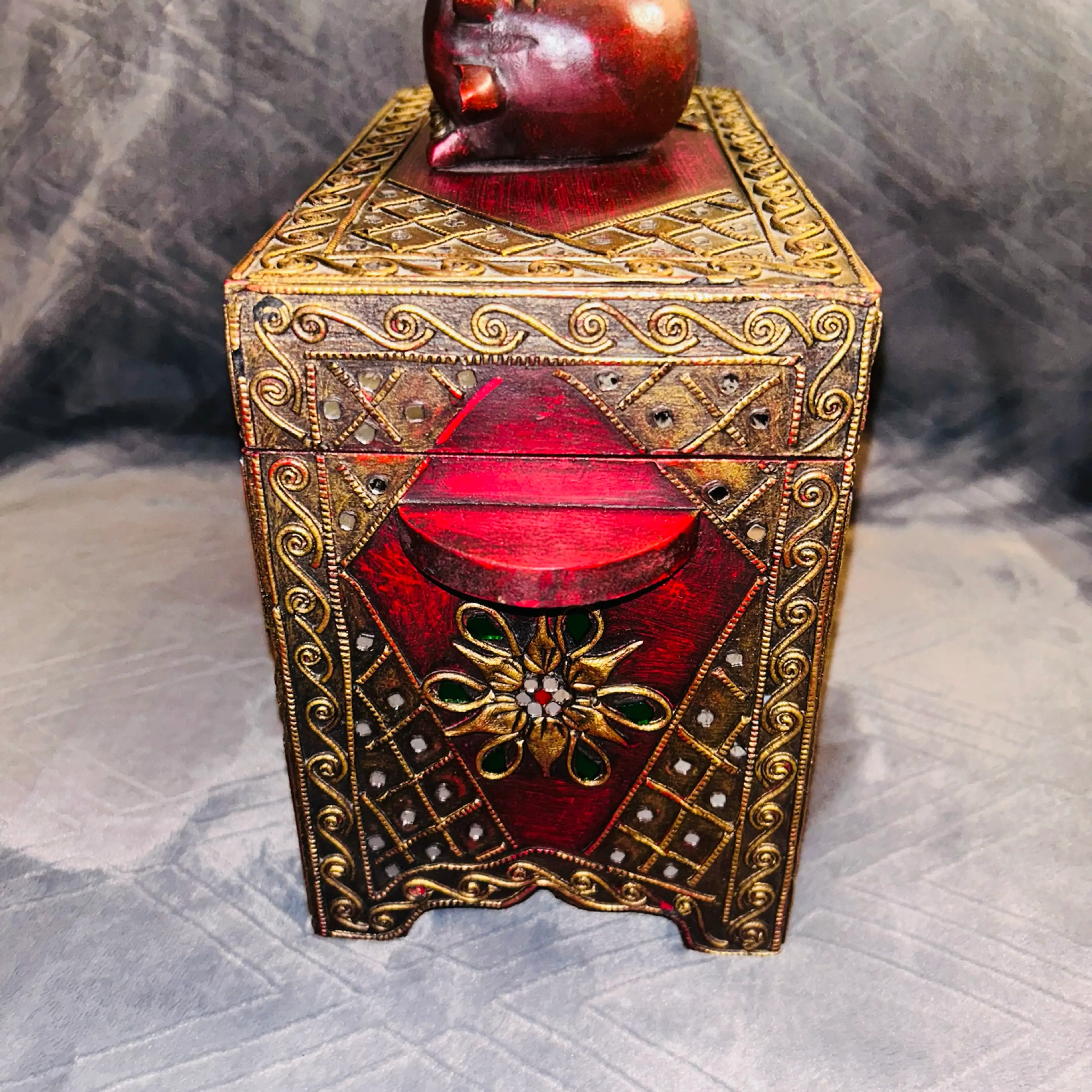 Image 2 of 10