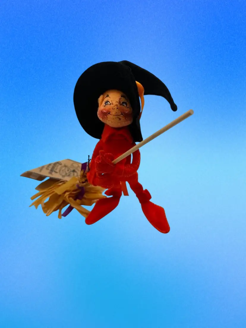 A021 Annalee Halloween Elf