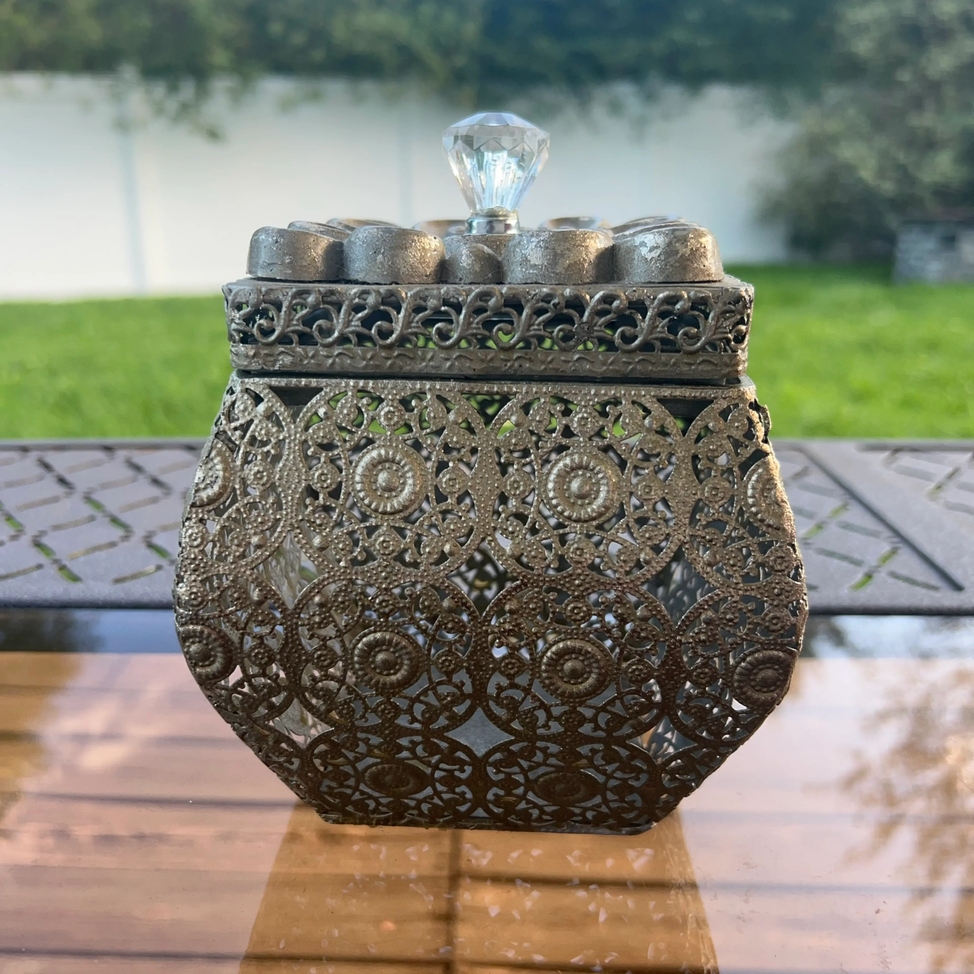 Image 1 of 2