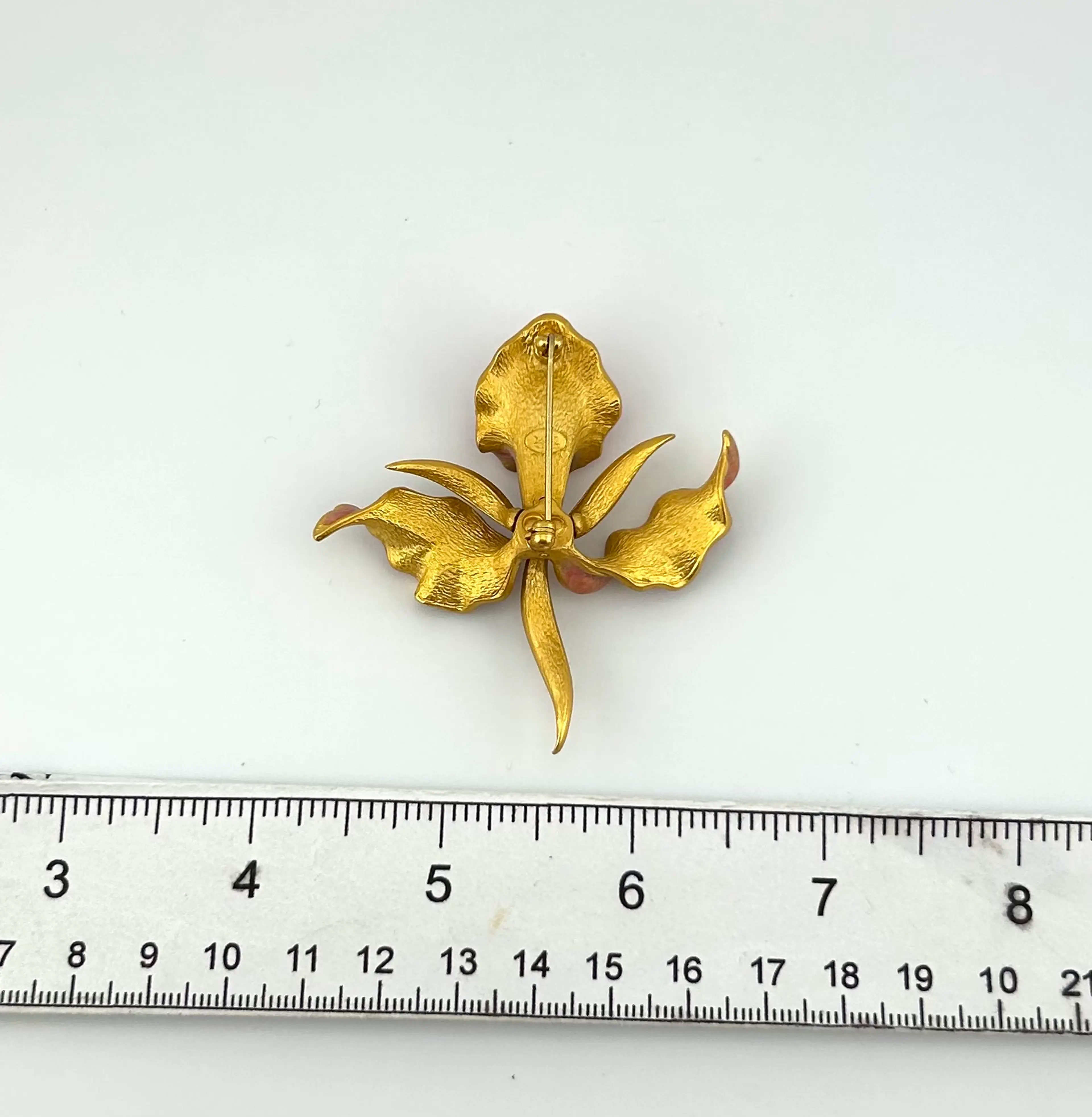 Image 3 of 3