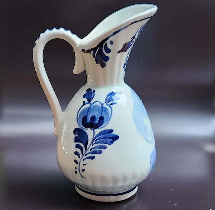 Delft Pitcher