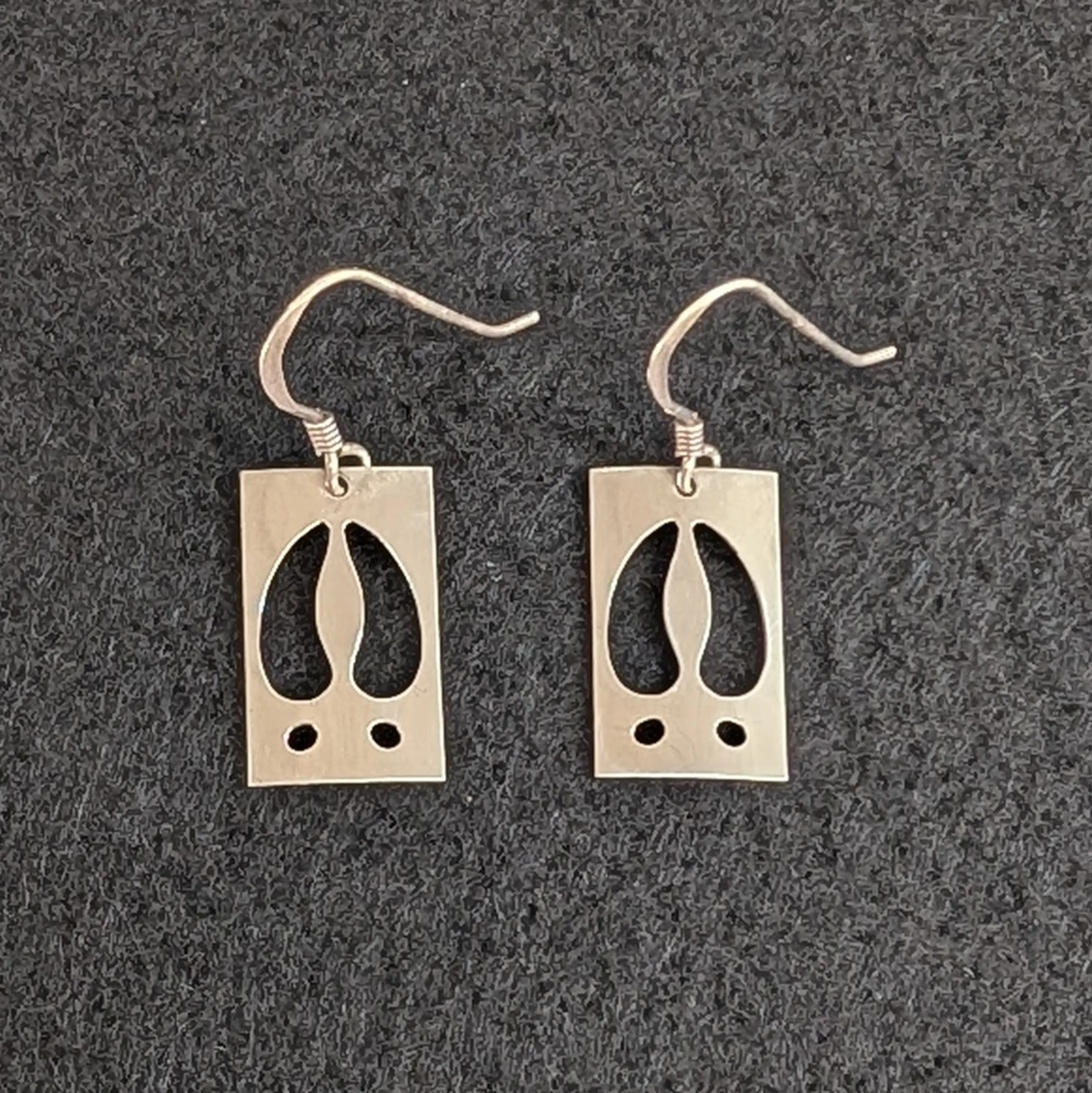 Image 2 of 5