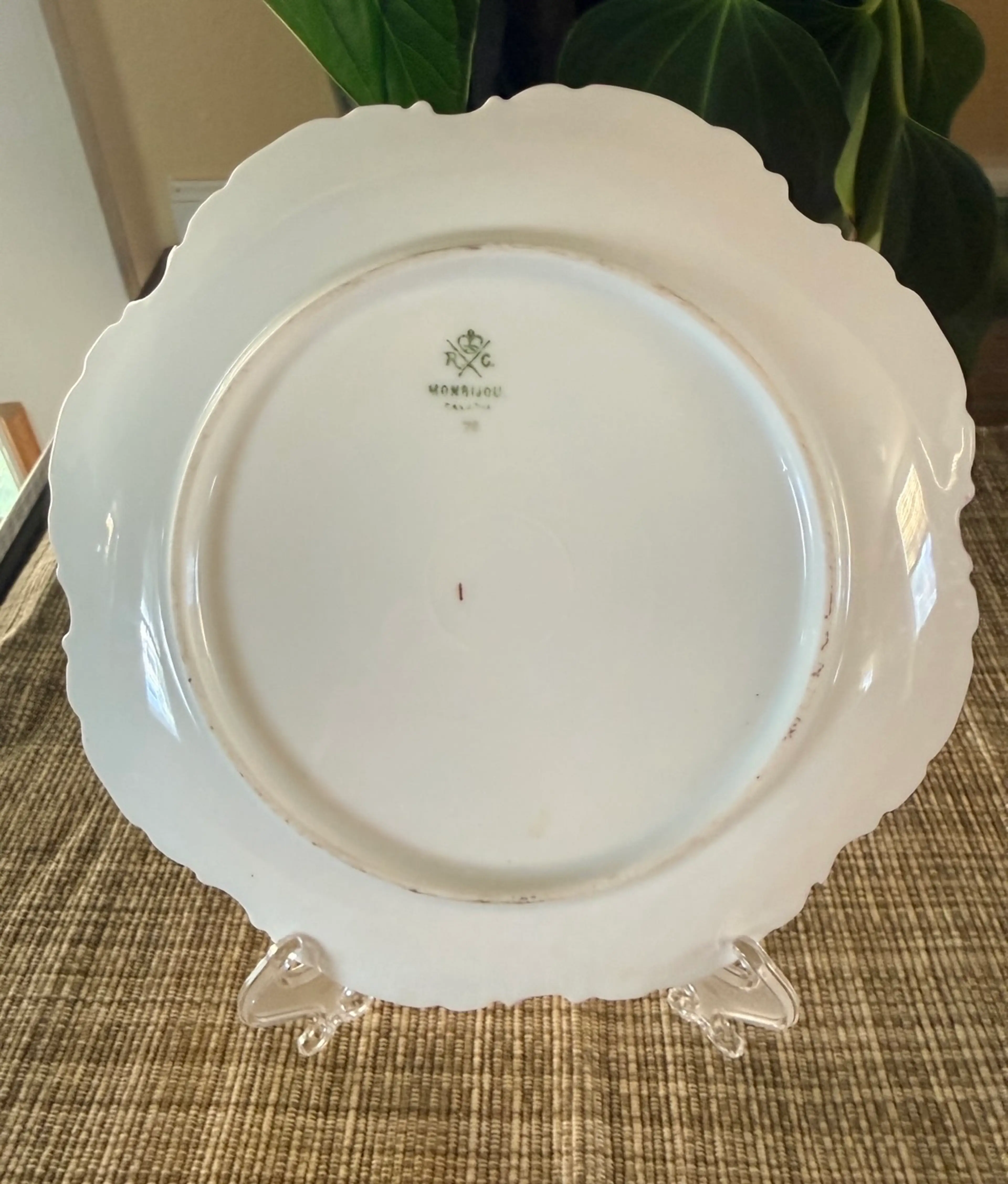 Image 2 of 2