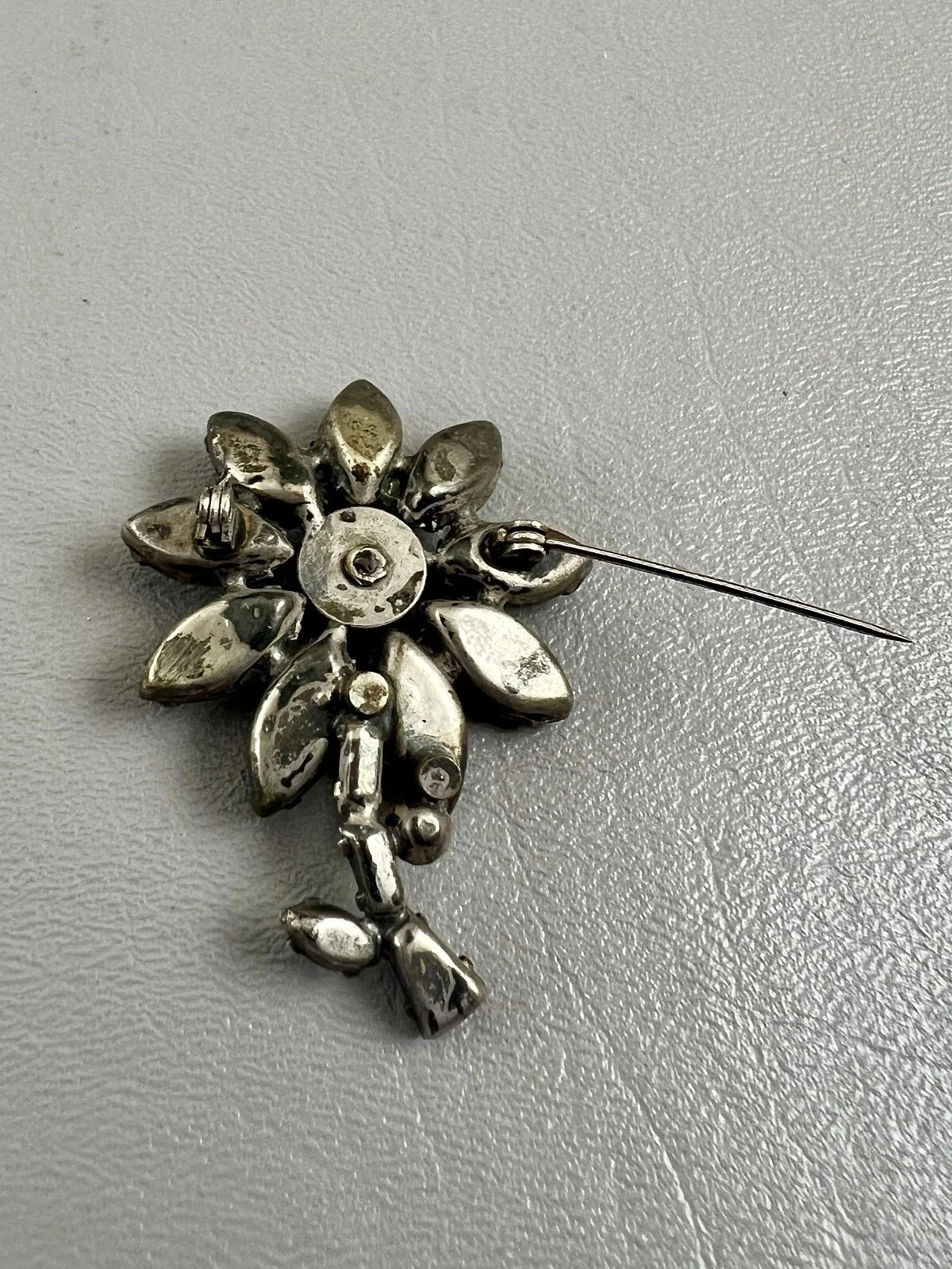 Image 4 of 4