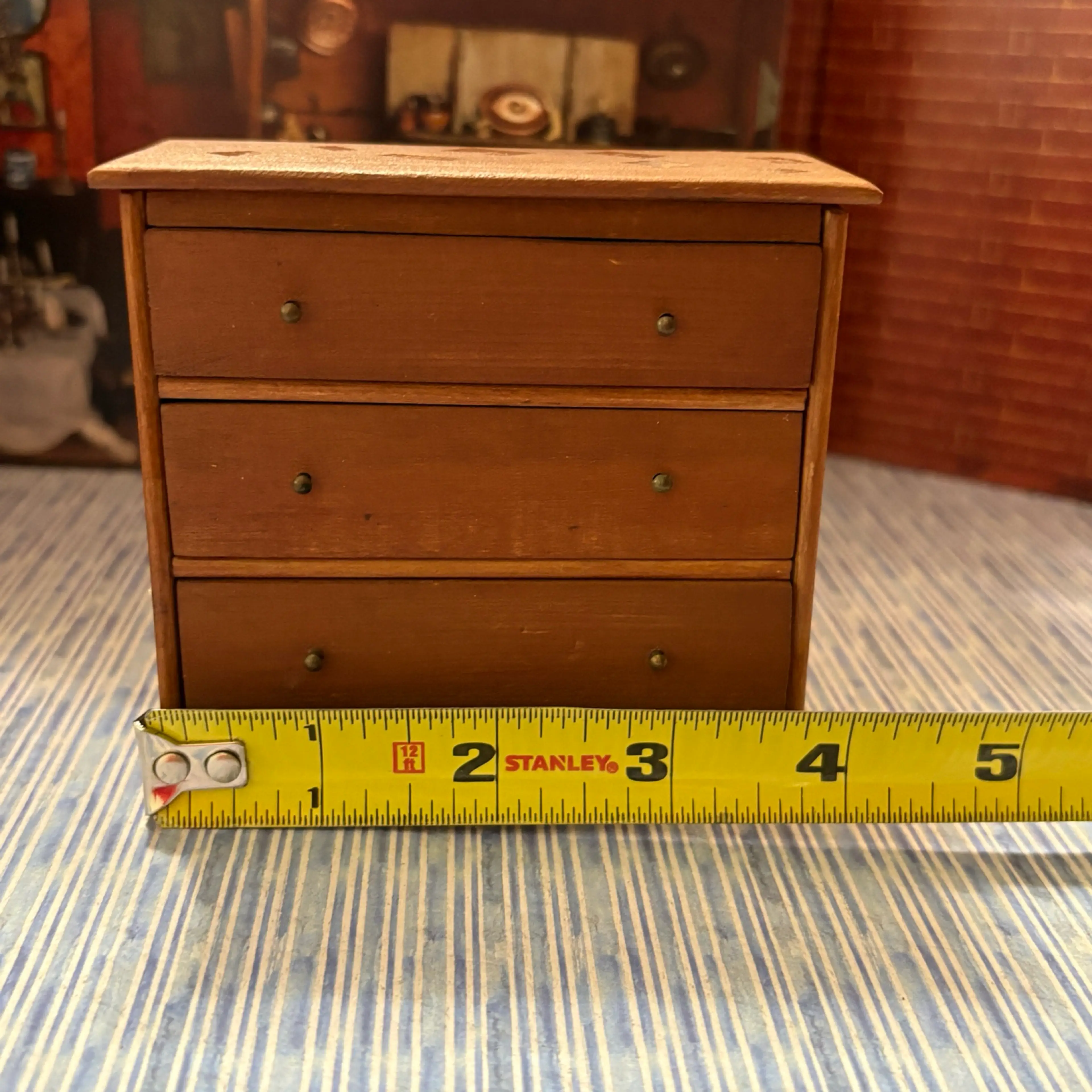 Image 4 of 5