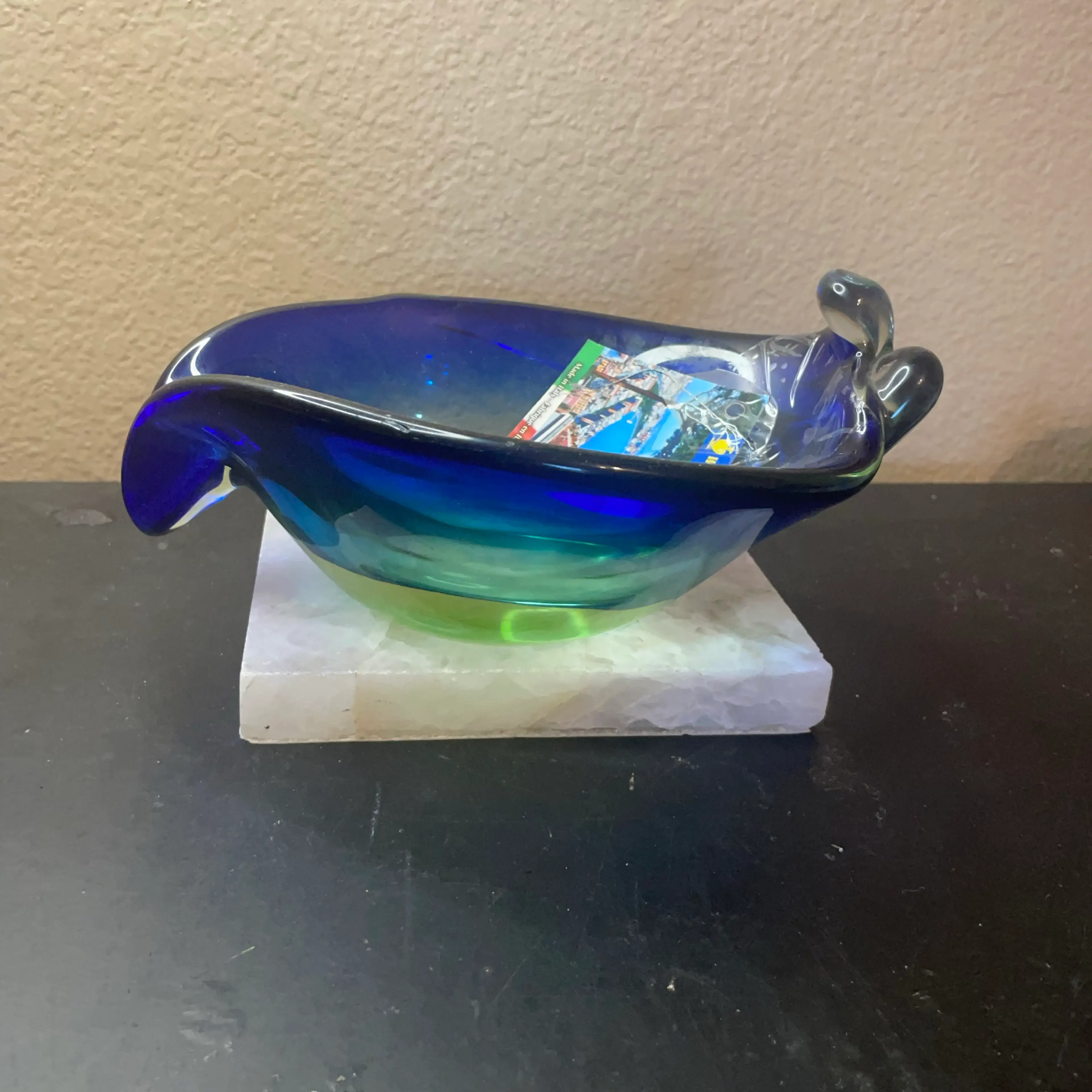 Image 2 of 6
