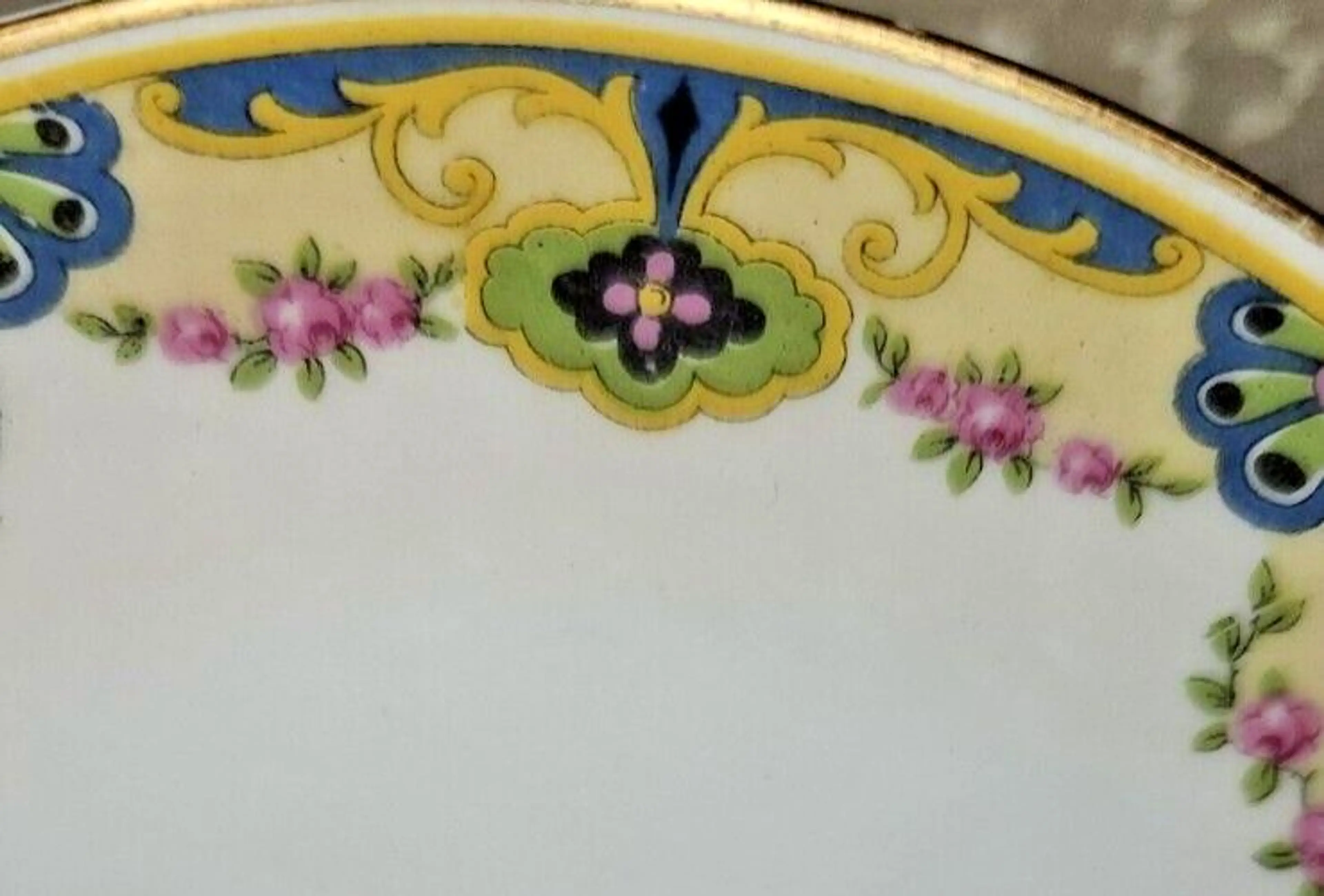 Image 4 of 4