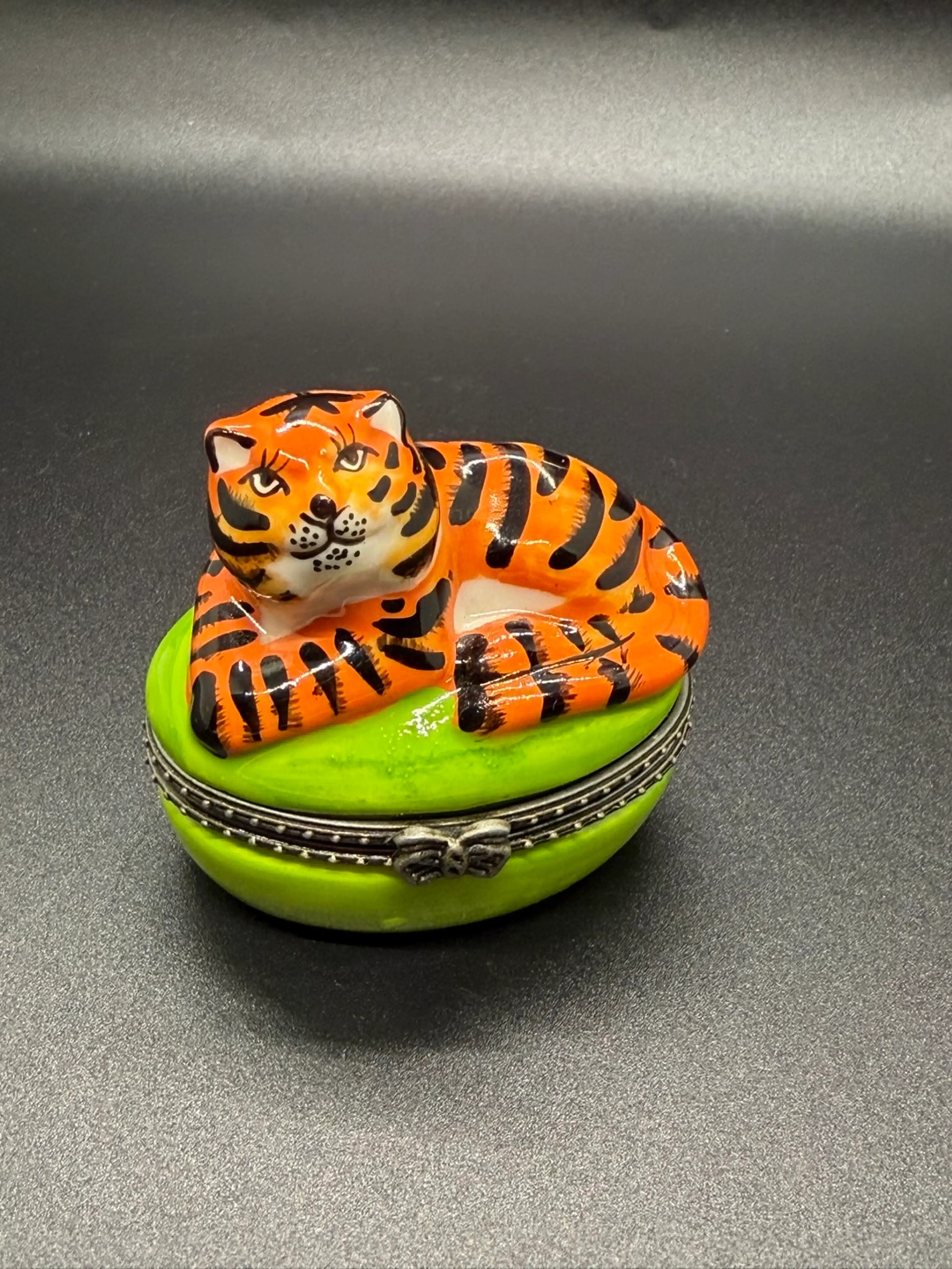 Image 4 of 5