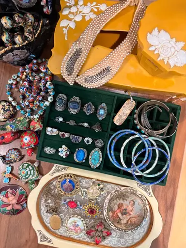 Jewelry Show Plus Mediterranean Garden Preview!