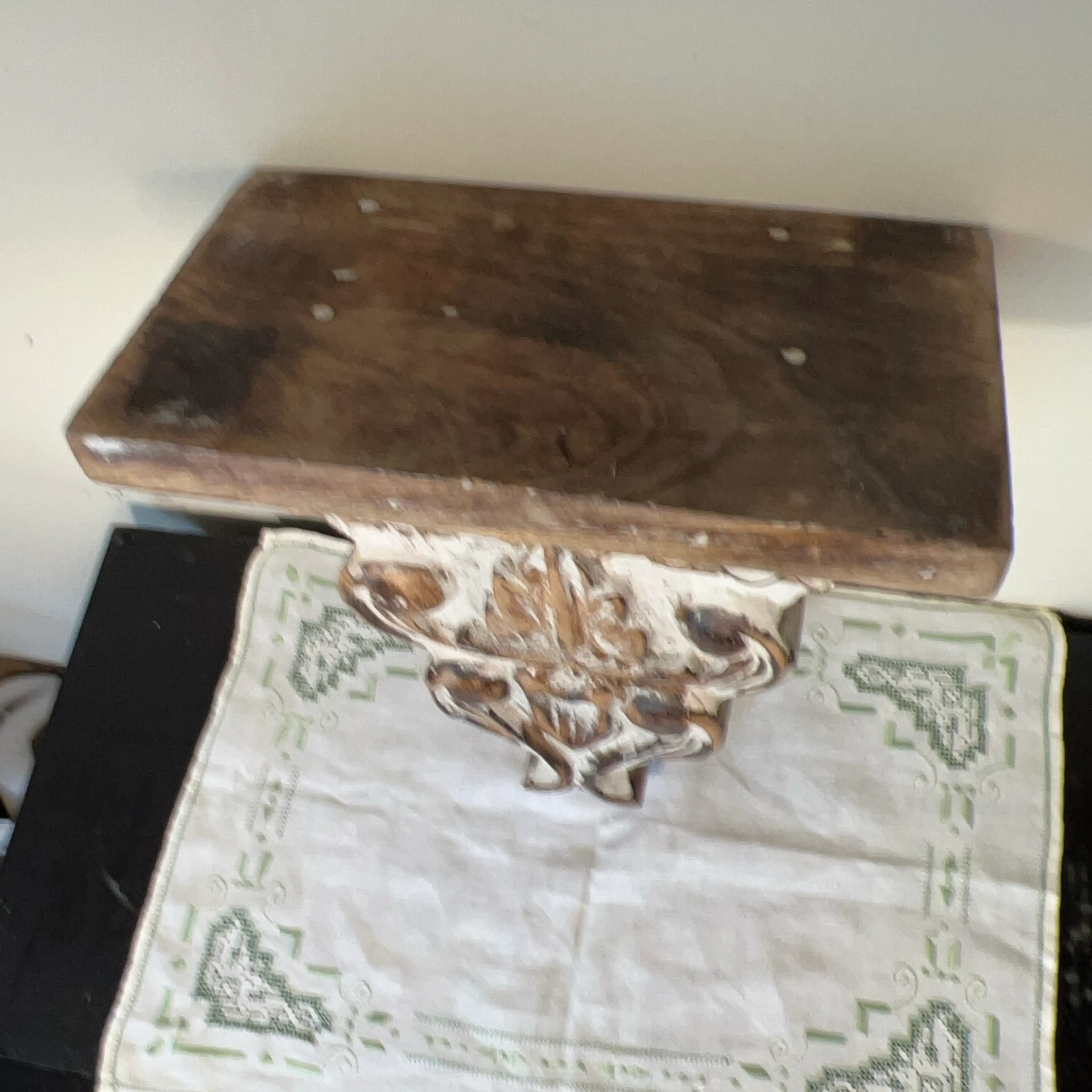 Image 2 of 7