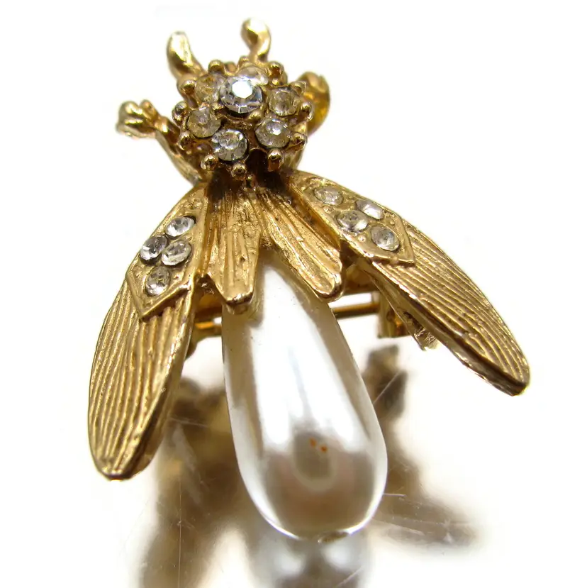Unsigned Hattie Carnegie Pearl Rhinestone Pin