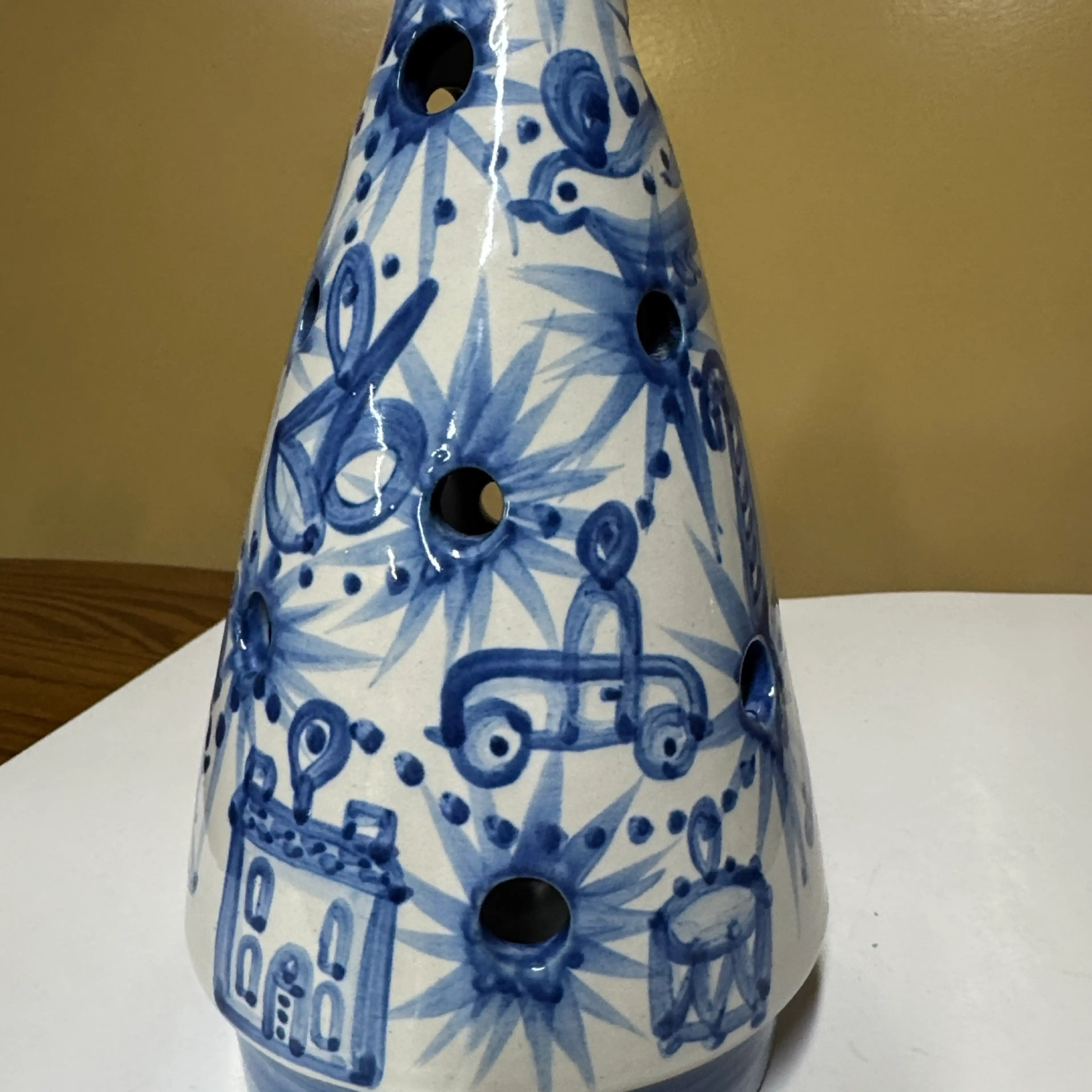 Image 4 of 10