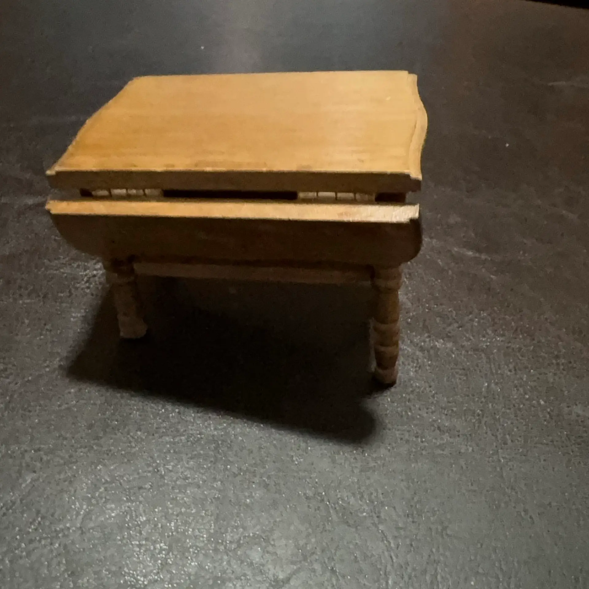 Image 1