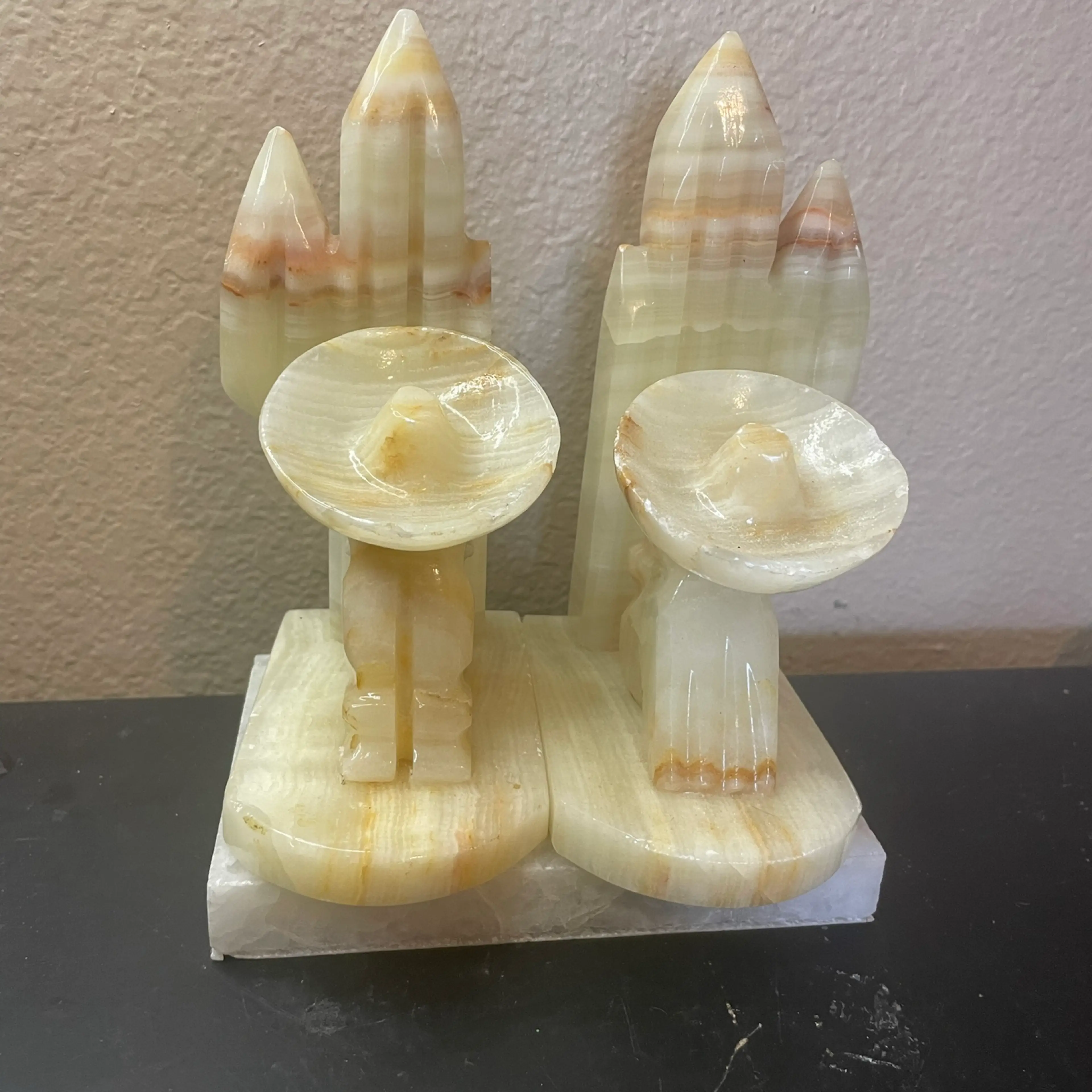 Image 3 of 3