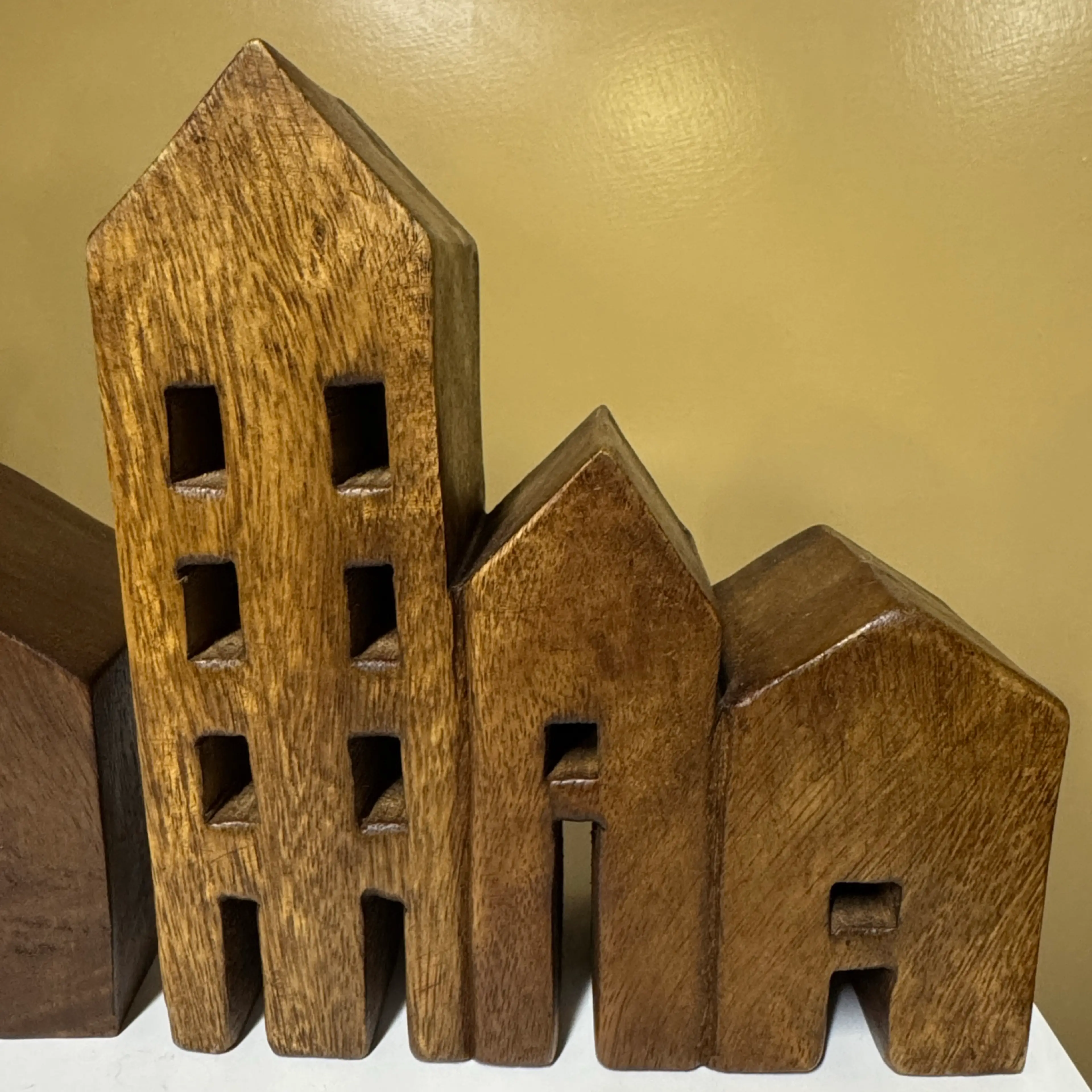 Image 2 of 8