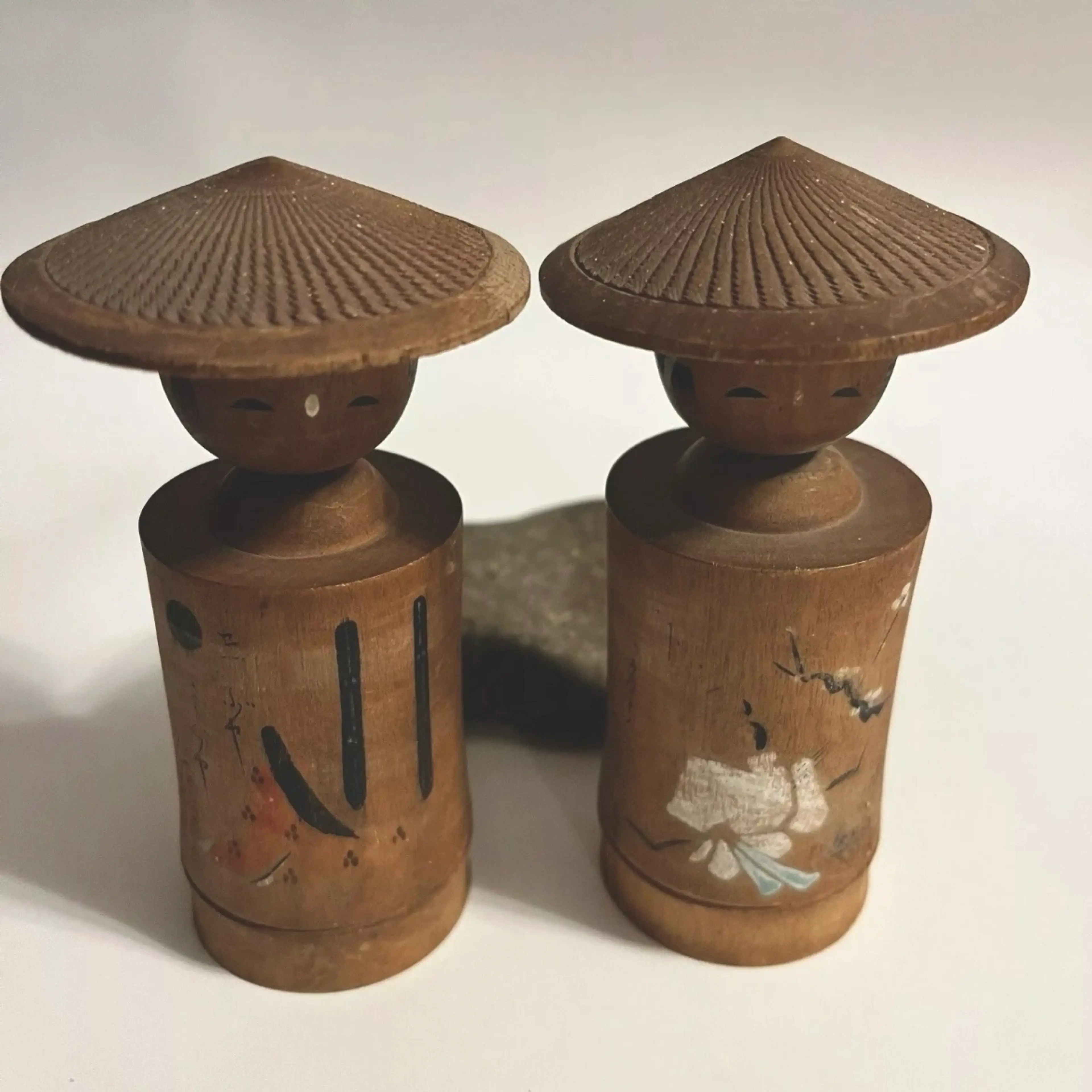 Image 2 of 7